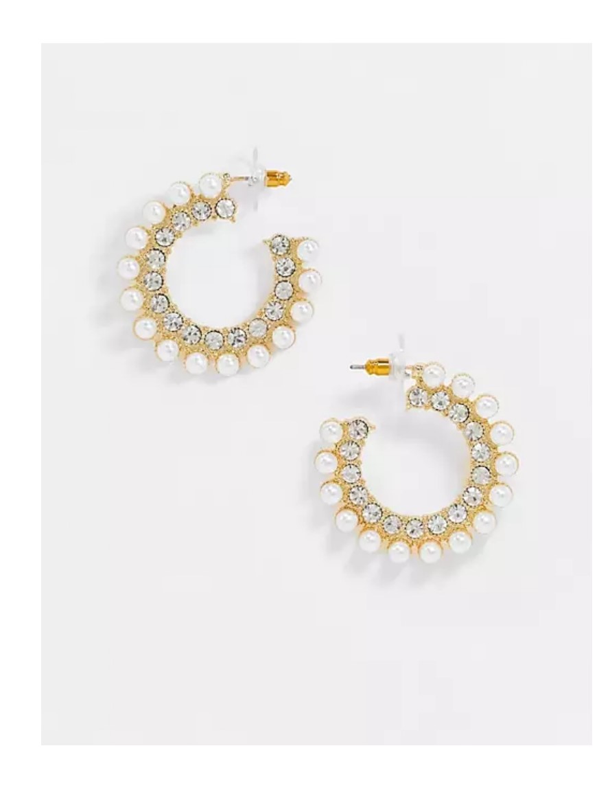 

Сережки ASOS DESIGN напівкільця S120 золотисті (P-6910806230895)