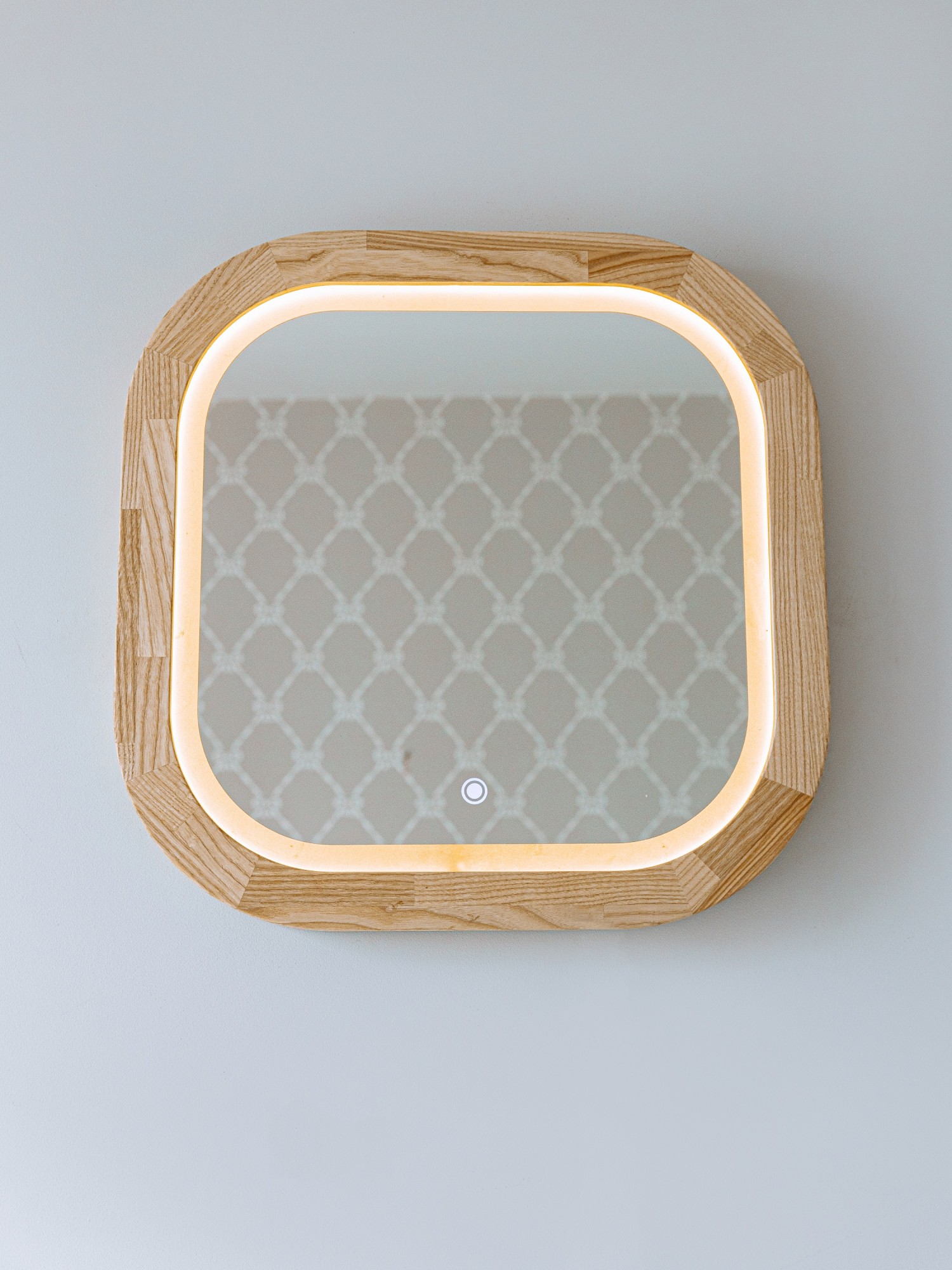 

Зеркало Luxury Wood деревянное фигурное 60см Pythagoras Balance с подсветкой led (сенсор)