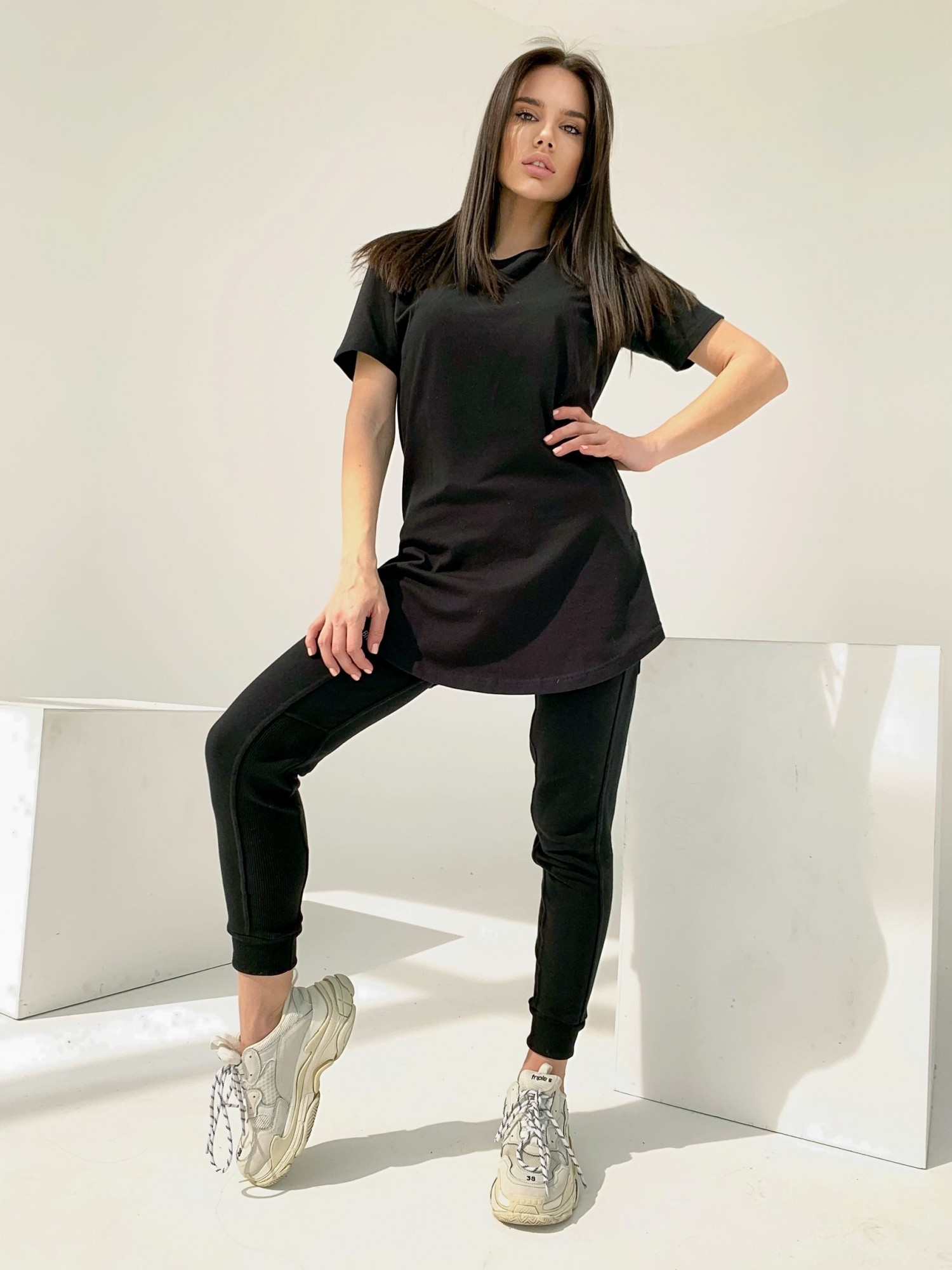 

Футболка B.N.Y Long XS черный 10703