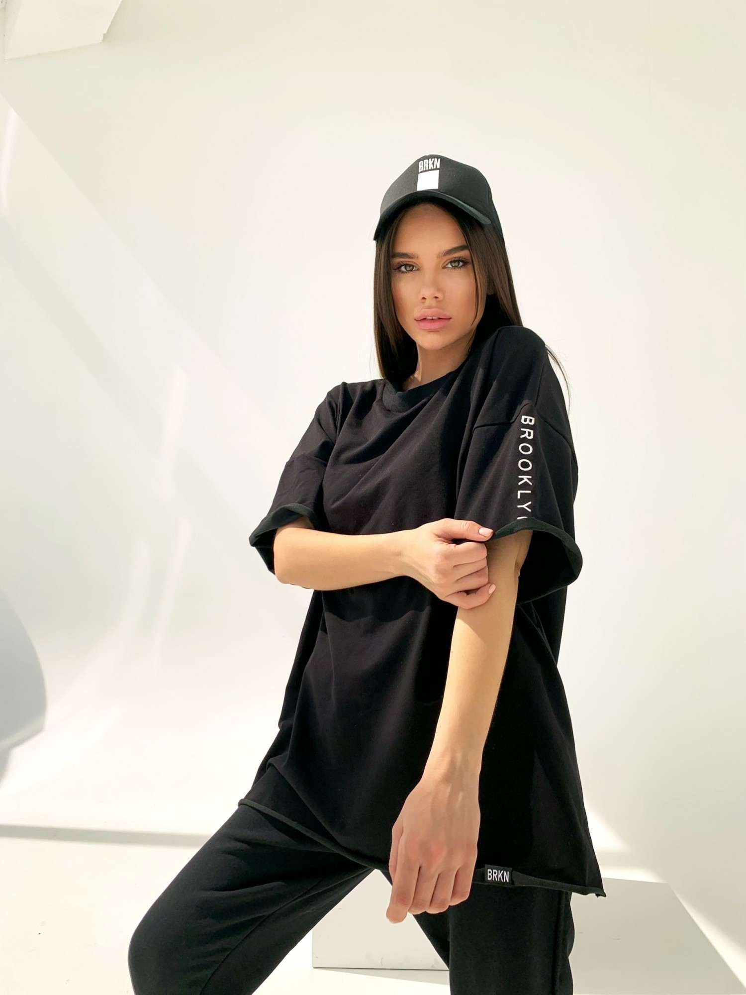 

Футболка B.N.Y Loose Fit S чорний 20725