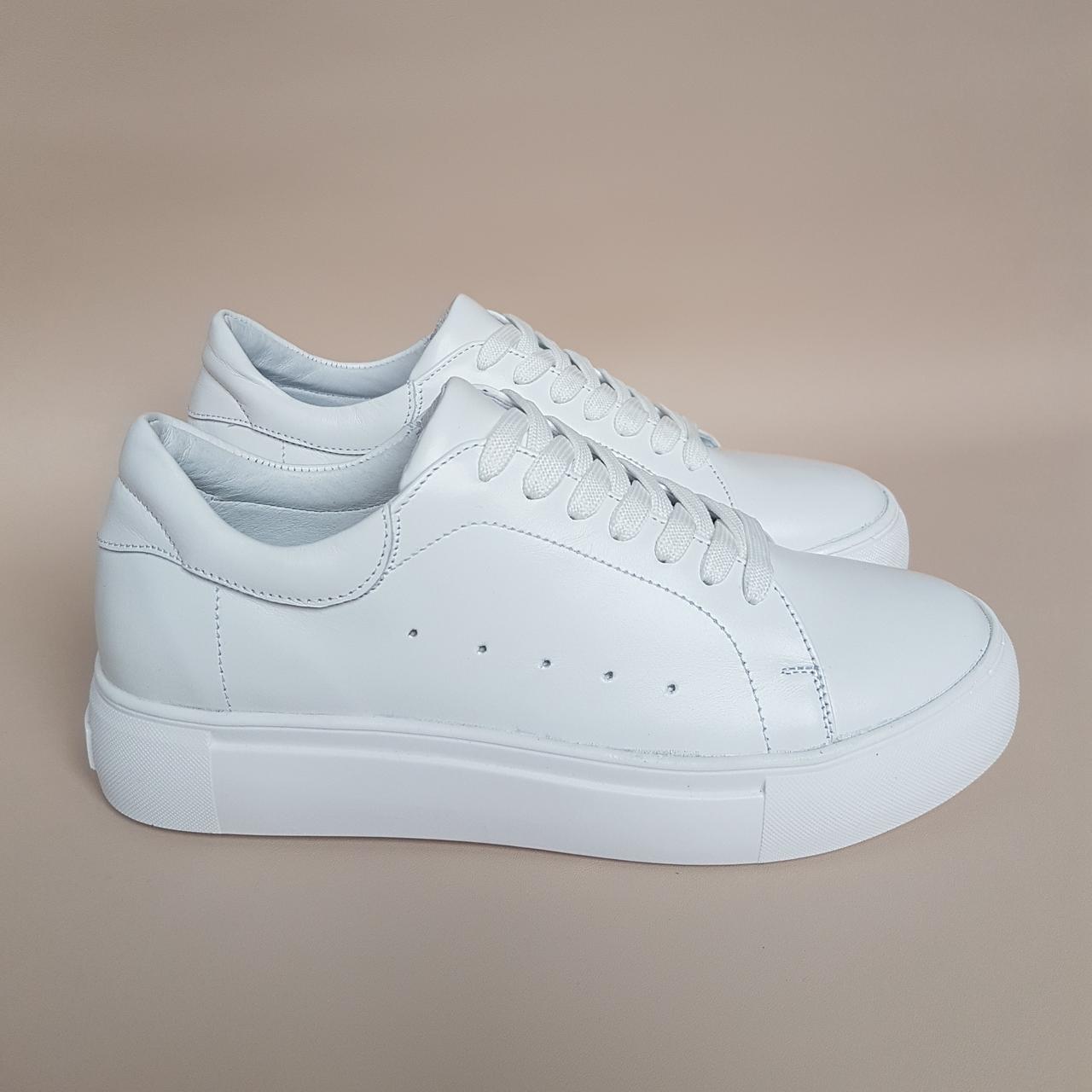 

Сникеры Slaturi 151б 38 белые