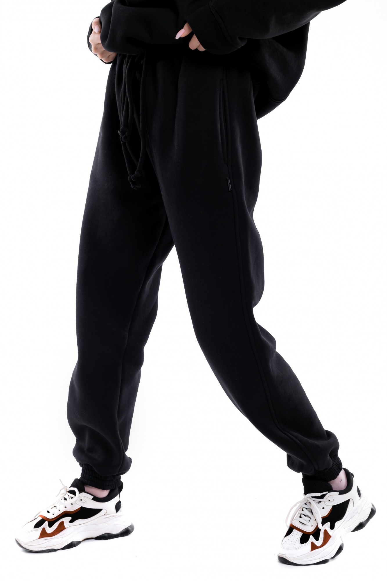 

Штаны женские теплые на флисе спортивные Intruder Oversize черные, Штаны женские теплые на флисе спортивные Intruder Oversize черные S-M