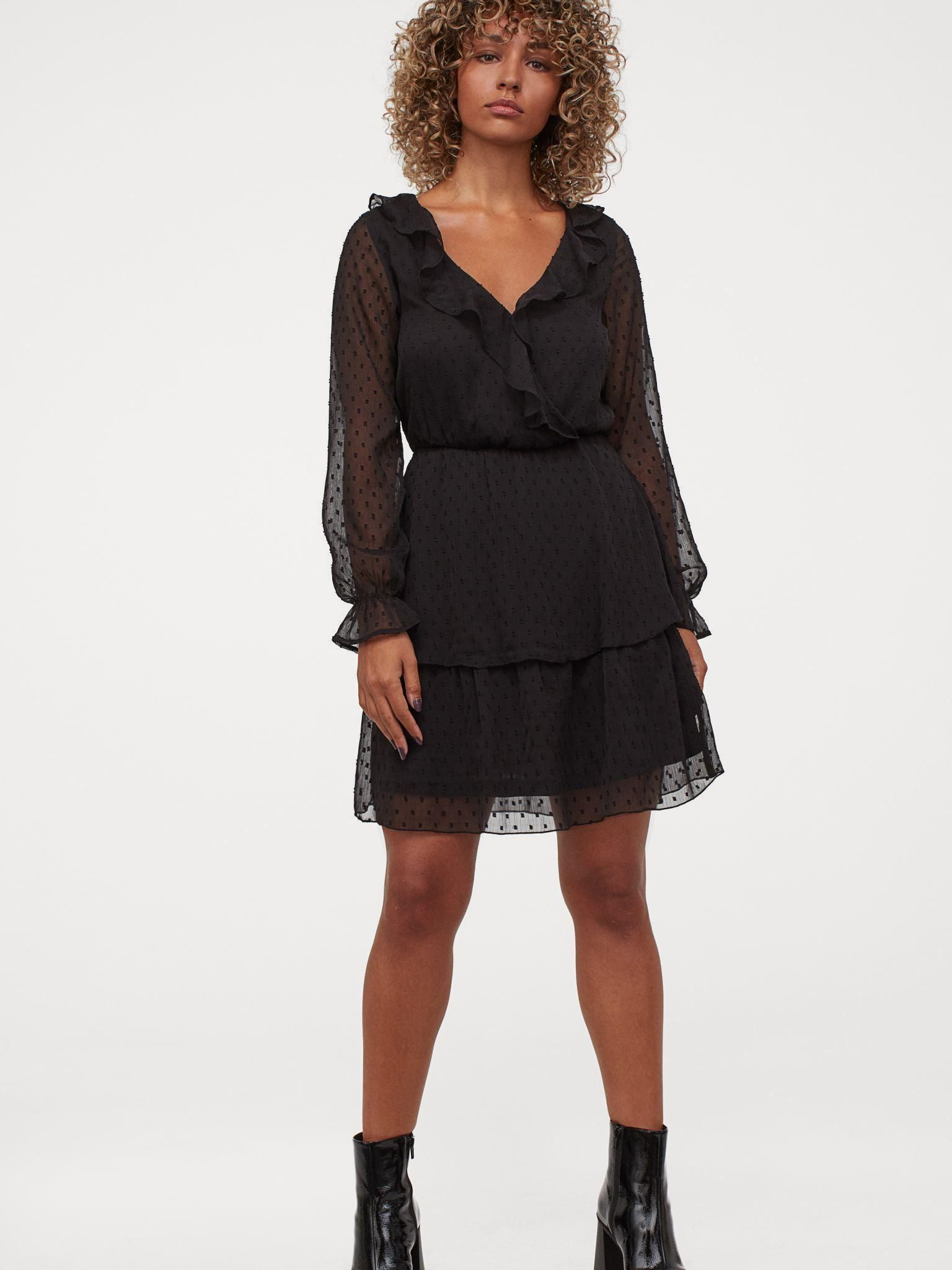 

Платье H&M 8629701-AAAD 46 Черное