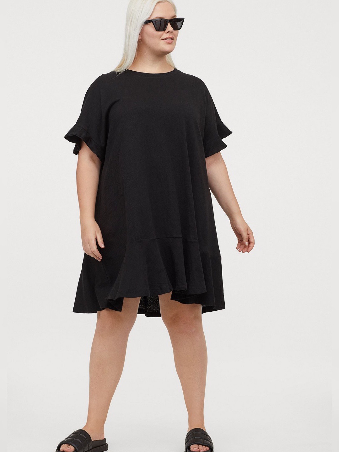 

Платье H&M 0874465_черный XL Черное