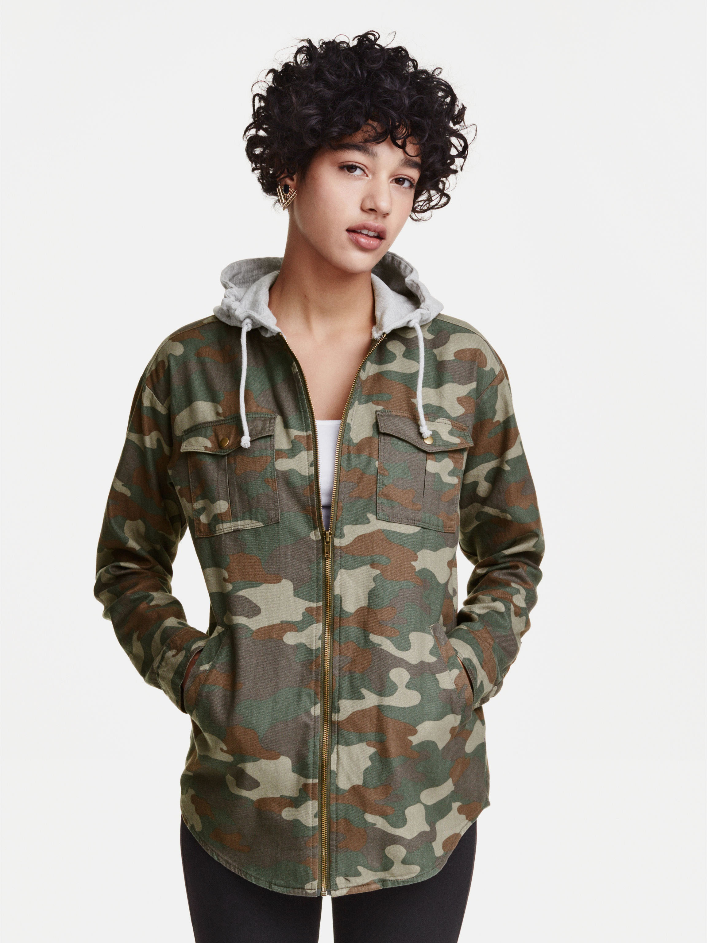 

Ветровка H&M 3664493 34 Хаки