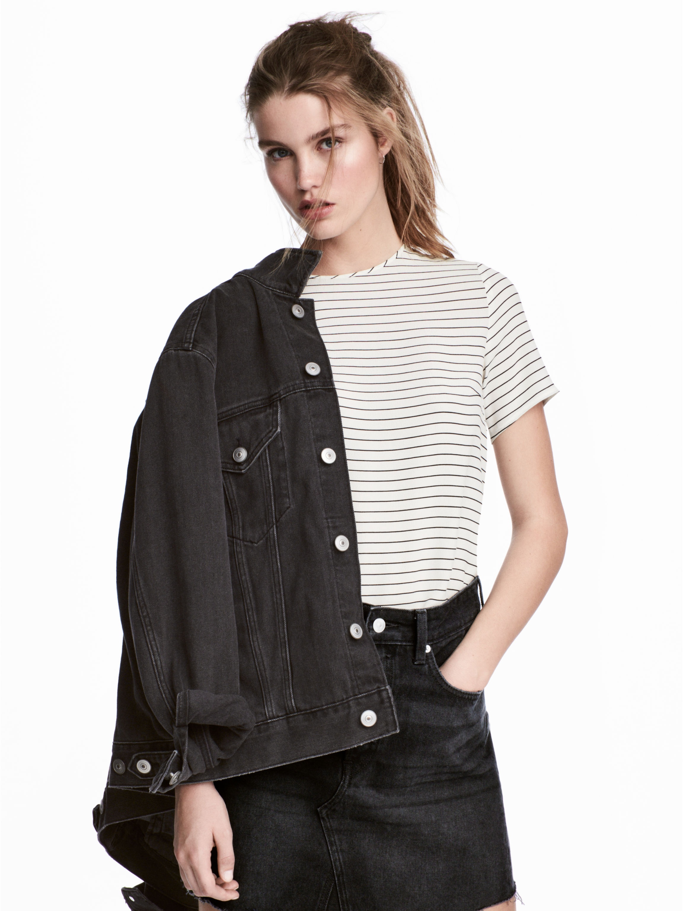 

Блузка H&M 5283446 36 Натуральная белая в полоску