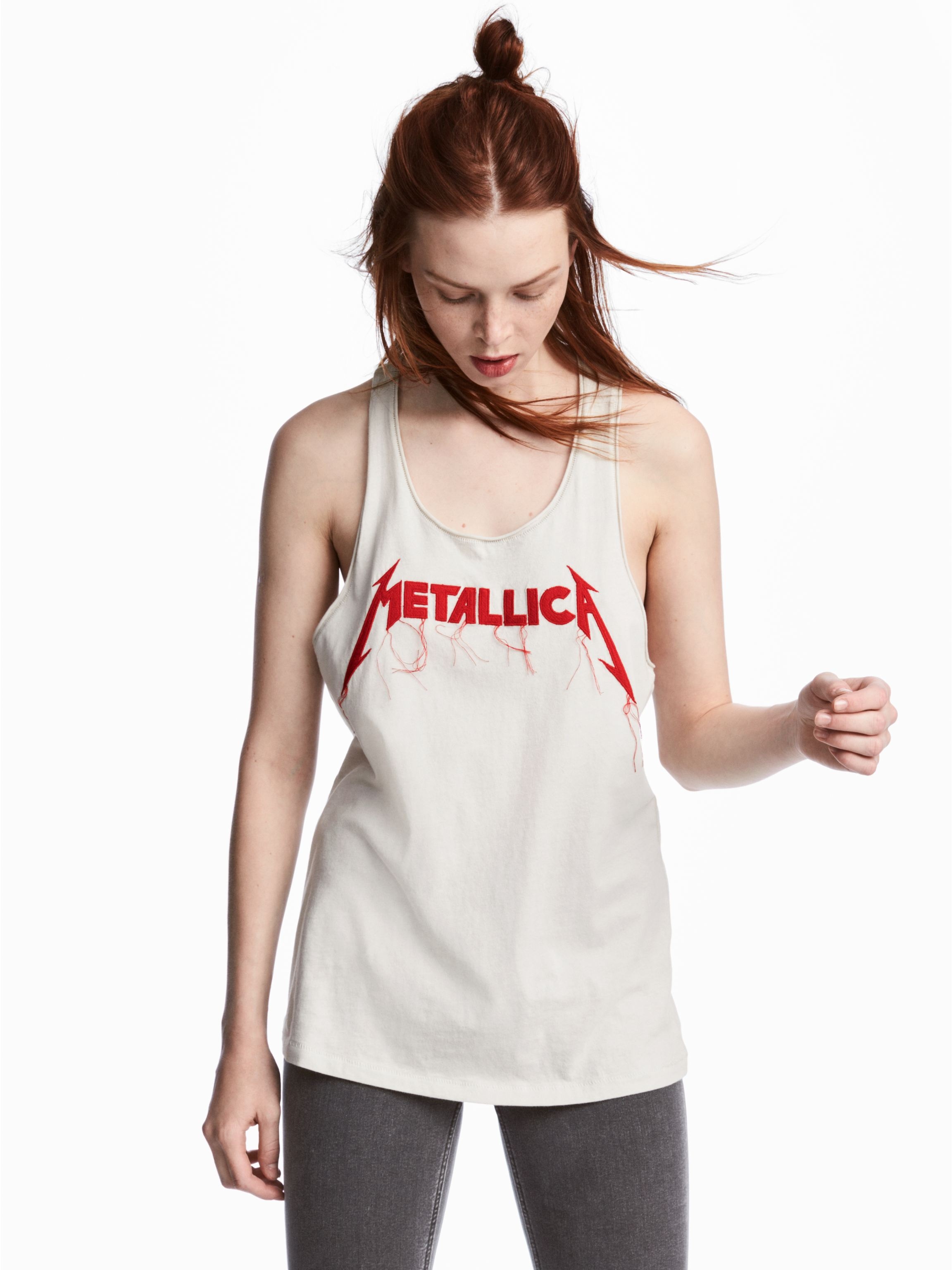 

Майка H&M 3170556 M Светло-бежевая Metallica