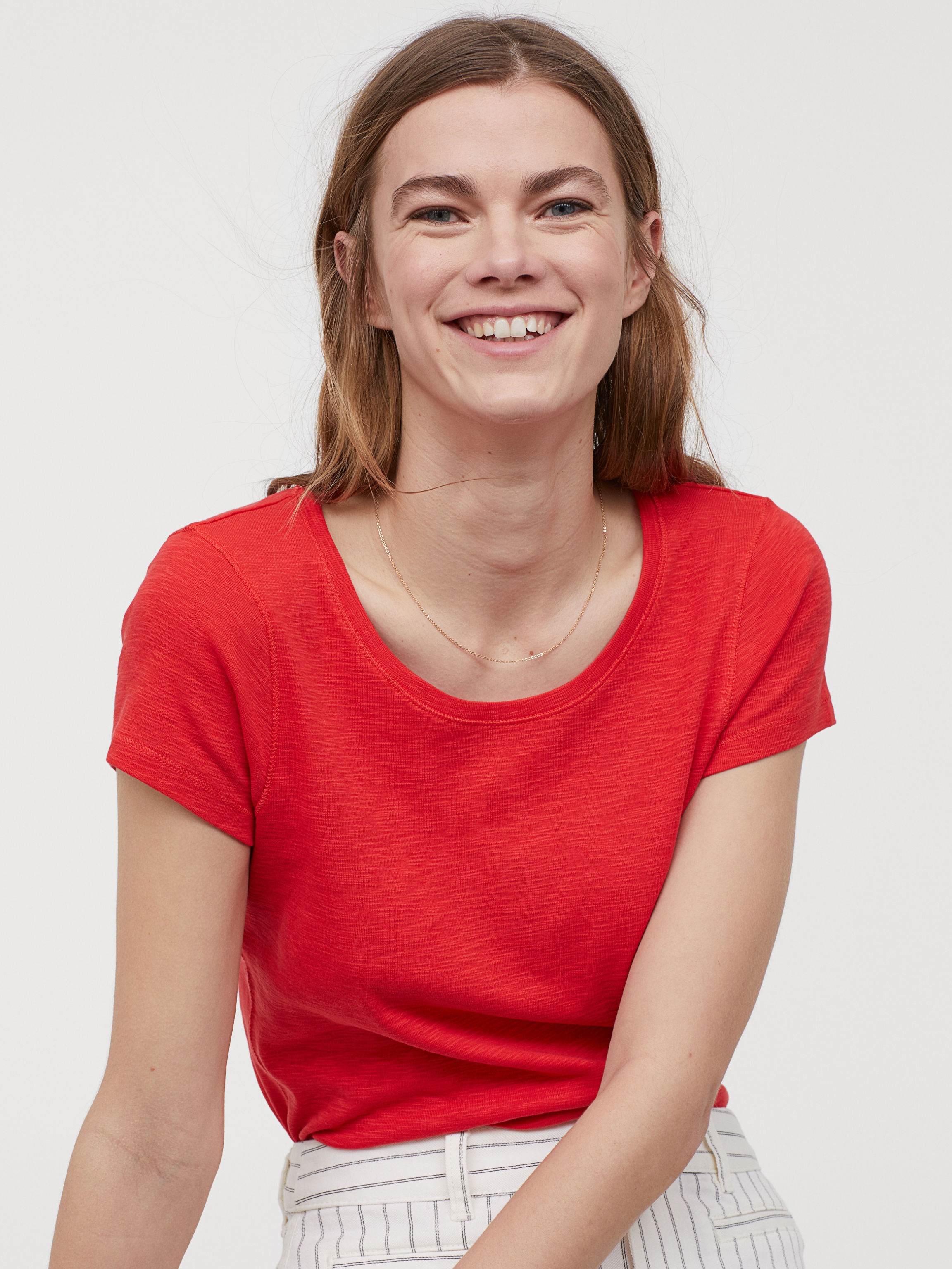 

Футболка H&M 5732827 XS Красная