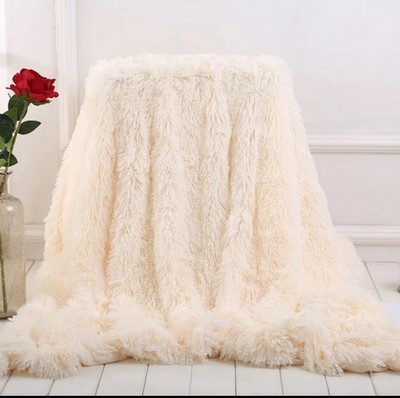 

Плед-покрывало Koloco "Травка" молочного цвета 220*240