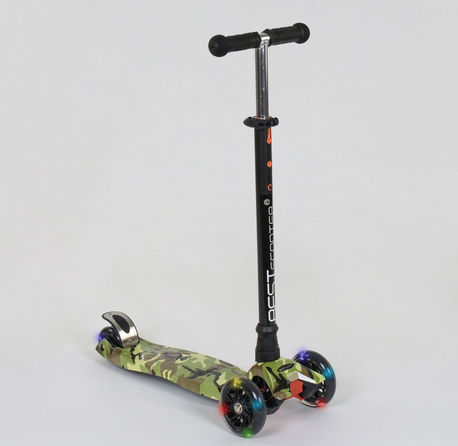 

Самокат Best Scooter MAXI New А 25468 /779-1323 Camouflage (779-1323)