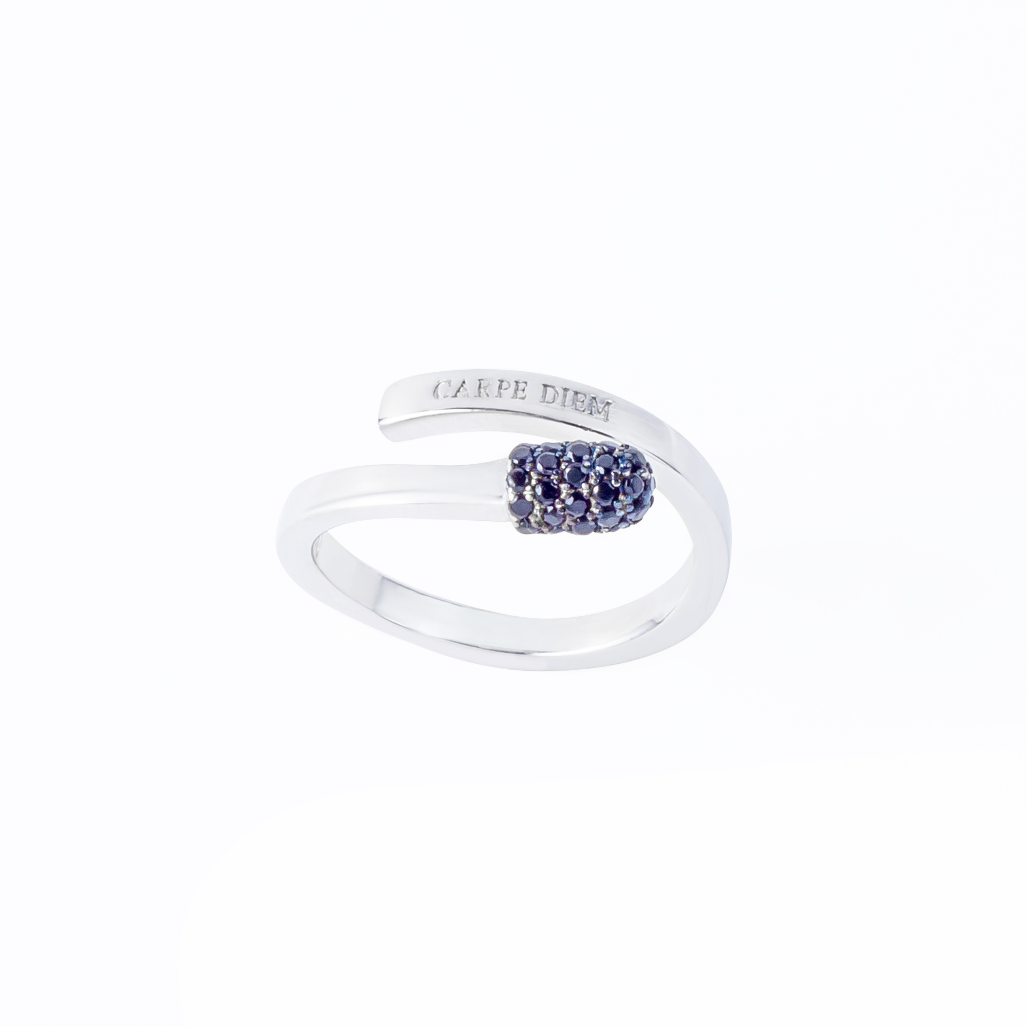 

Каблучка TOP Silver размер 16,5 2,80 г 9510249ч