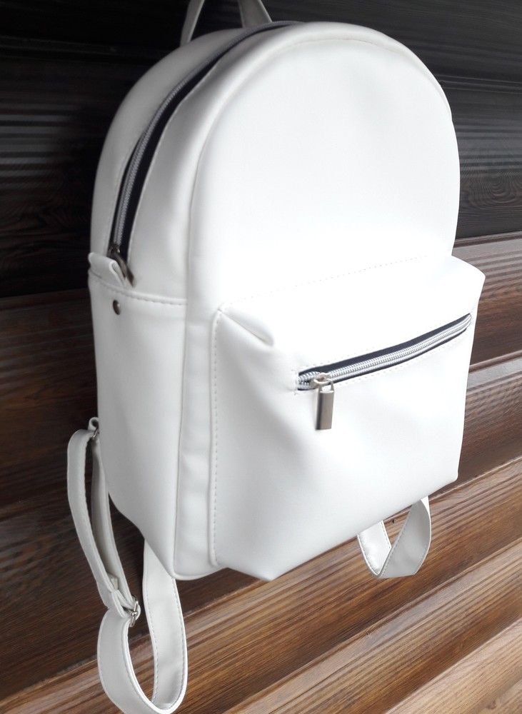 

Жіночий рюкзак Sambag Brix BE13237 білий
