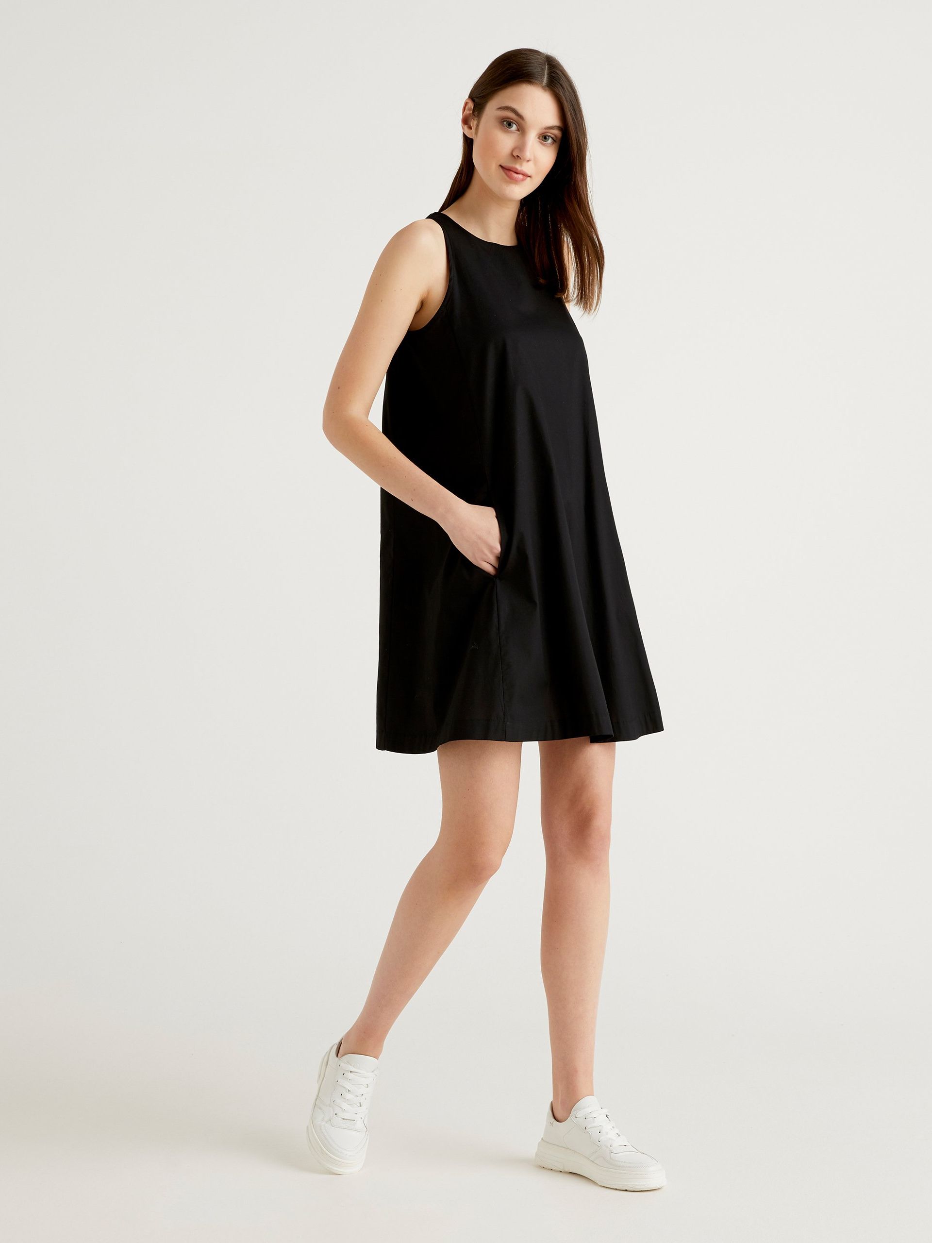 

Платье United Colors of Benetton 4FCG5VC73-100 XS