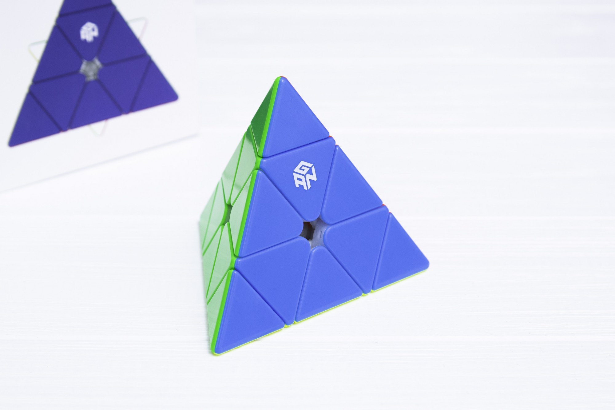 

Пирамидка GAN Pyraminx Standard version (магнитная)