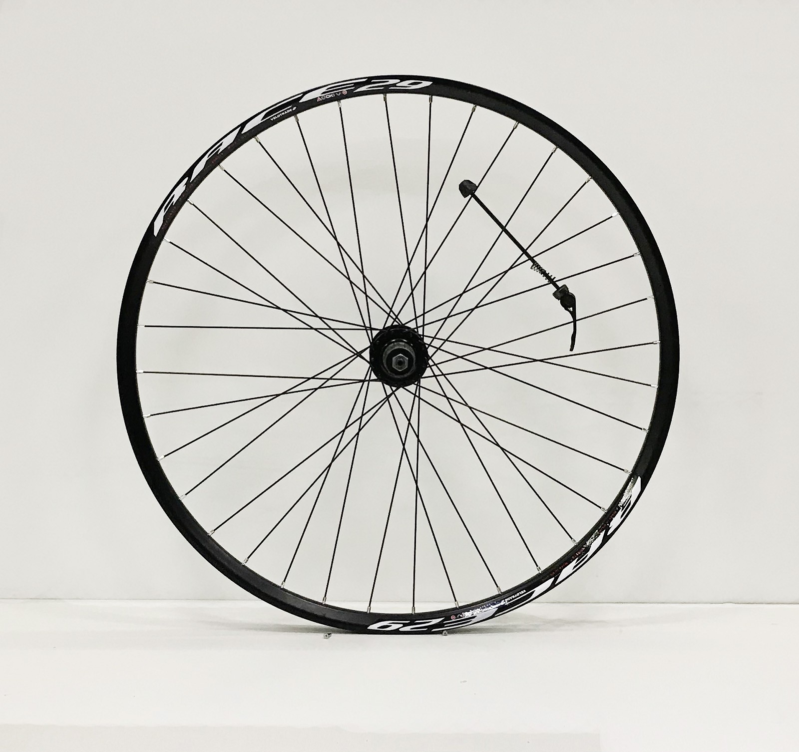 

Колесо на велосипед заднее 29" Velohit mod 210 под кассету и дисковый тормоз