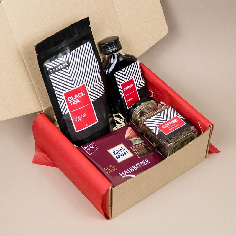 

Подарочный набор FoxyBox Scarlet M