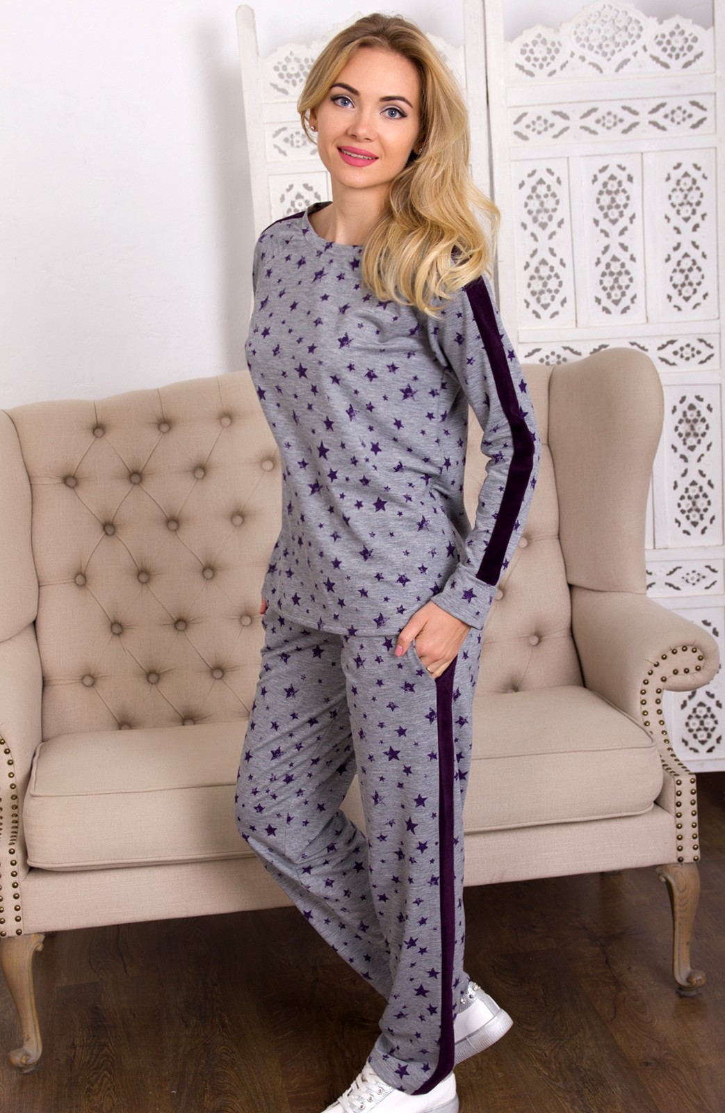 

Комплект двойка свитшот+штаны Fleur Lingerie ГЕСТИ  звезды серый-меланж (5208, Комплект двойка свитшот+штаны Fleur Lingerie ГЕСТИ 38 звезды серый-меланж (5208)