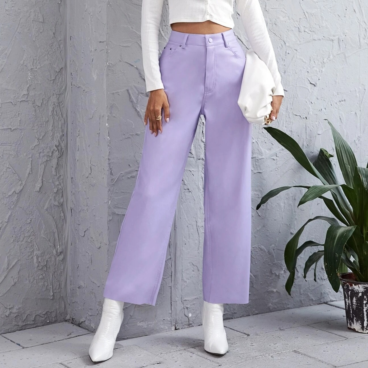 

Брюки женские из искусственной кожи Lilac Berni Fashion (L) Фиолетовый