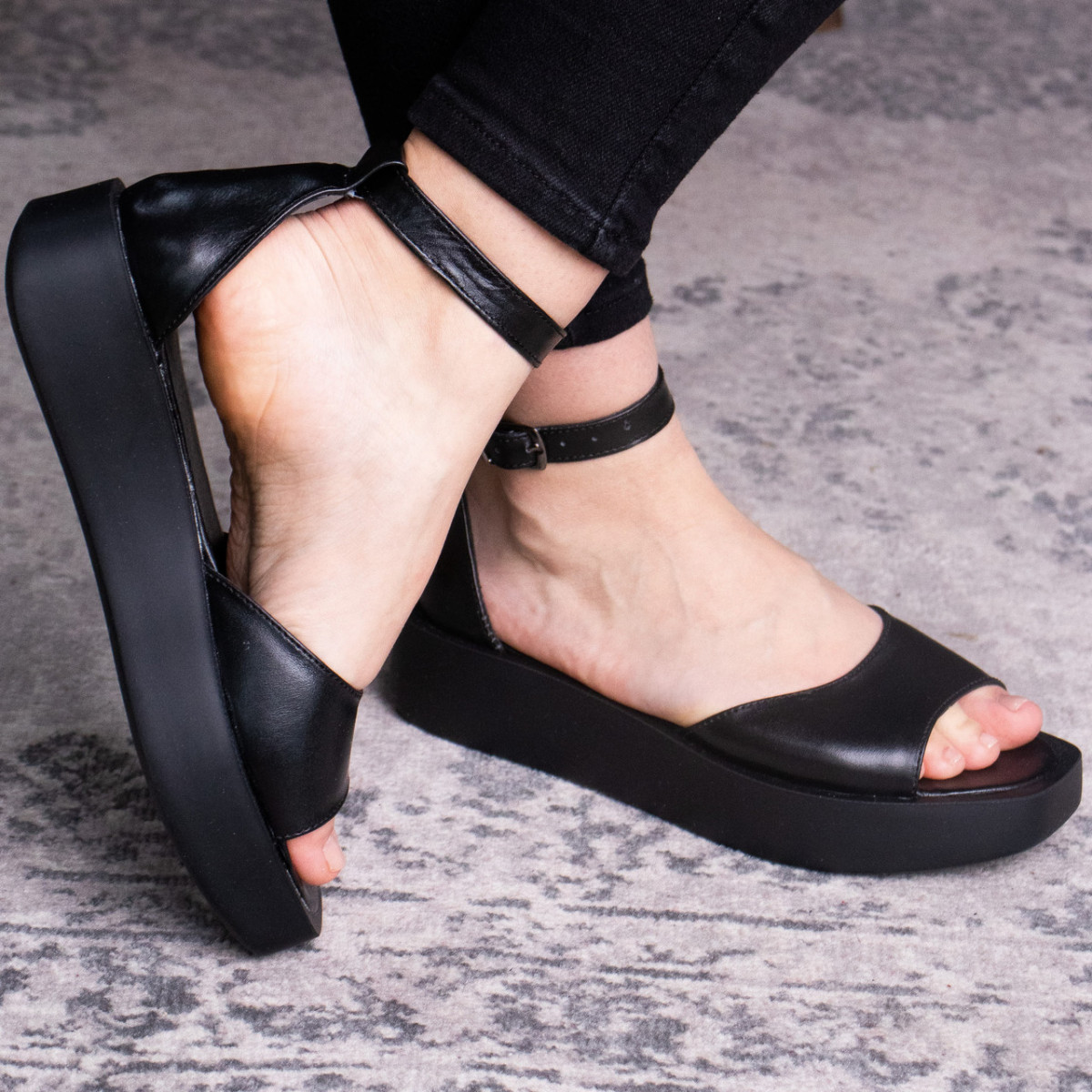 

Женские босоножки Shoes Shelby 2865 38 размер 24.5 см Черный