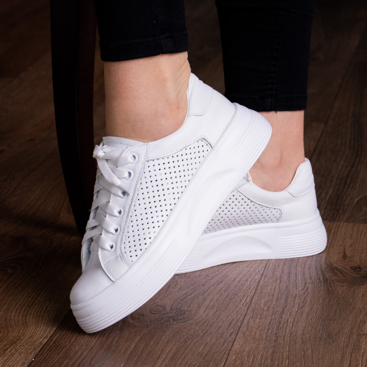 

Кроссовки женские Shoes Abbey 2842 36 размер 23.5 см Белый