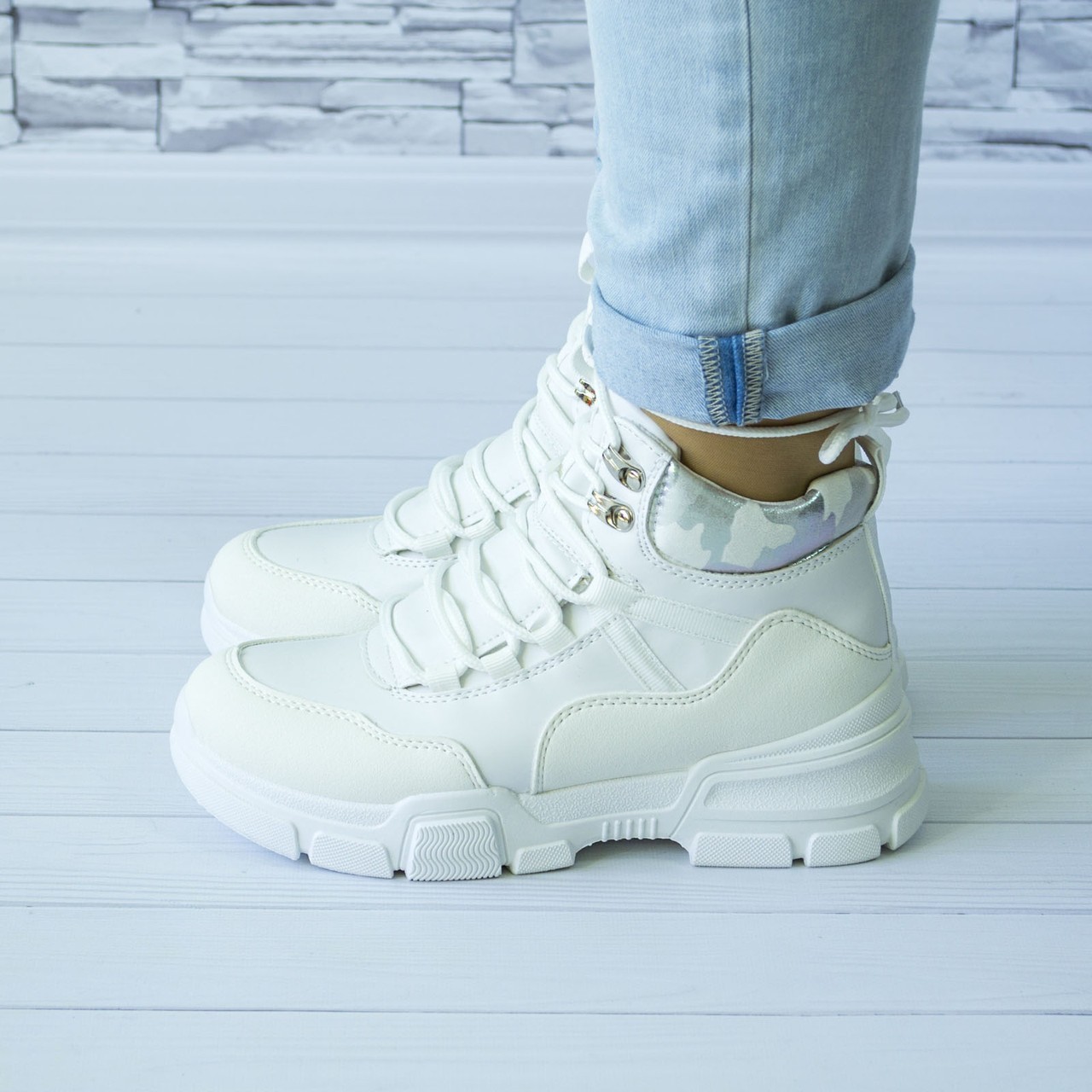 

Женские демисезонные ботинки Violeta 104-1 white 36р (23 см) белые b-415