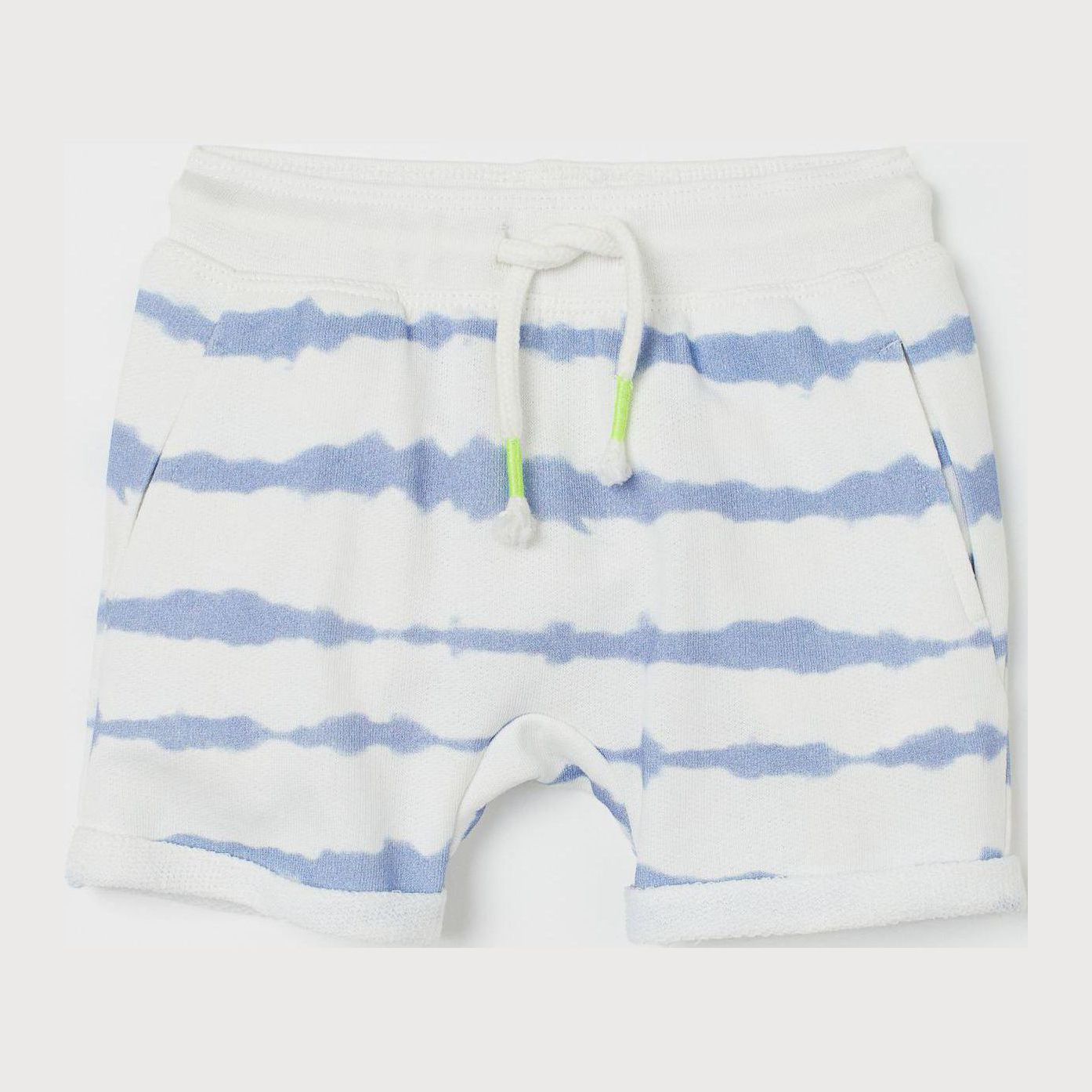 

Шорты H&M 8522331-ACSA 98 см Белые в синие узоры