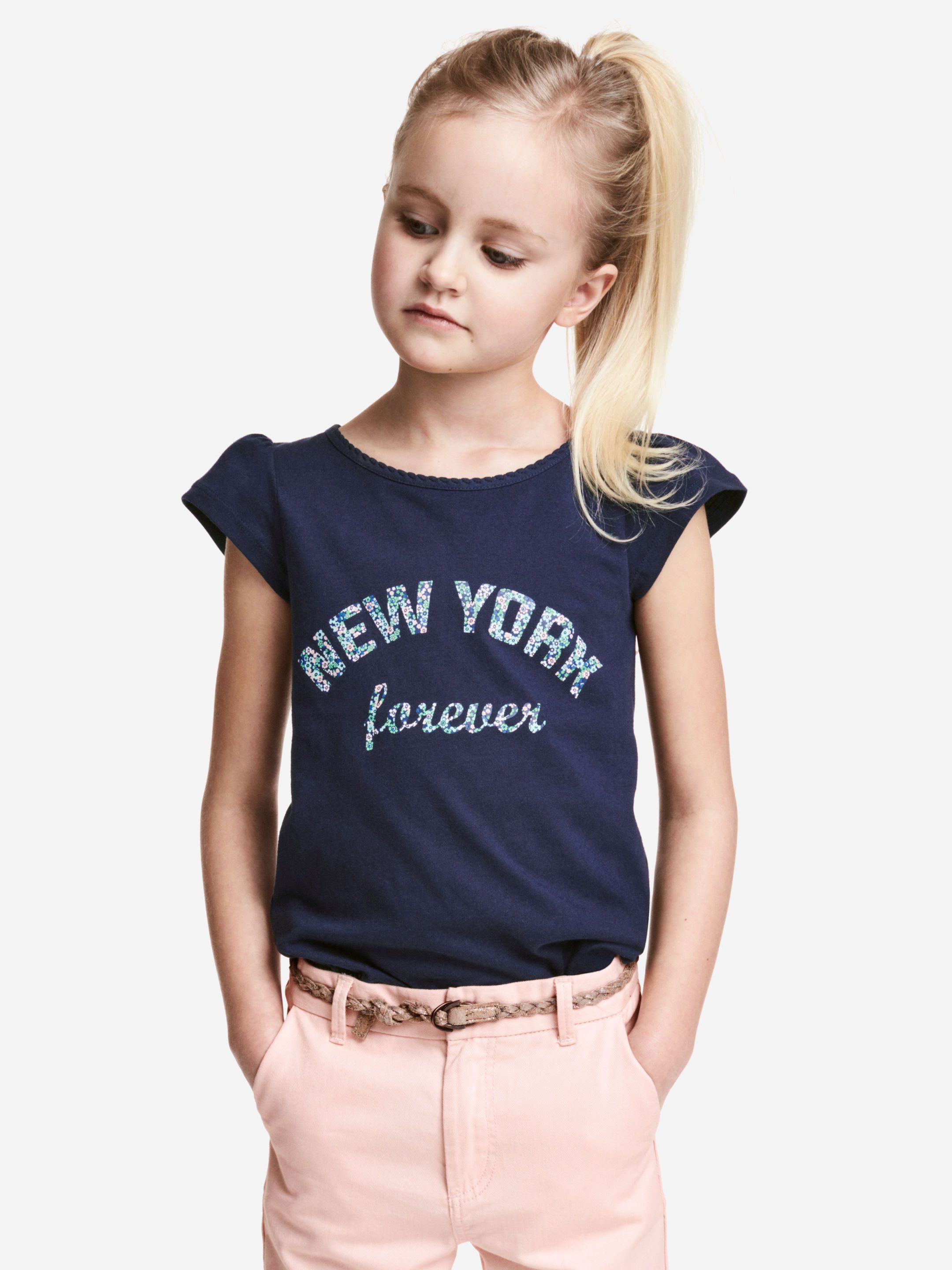 

Футболка H&M 5069565-AAPR 110-116 см Синяя с принтом