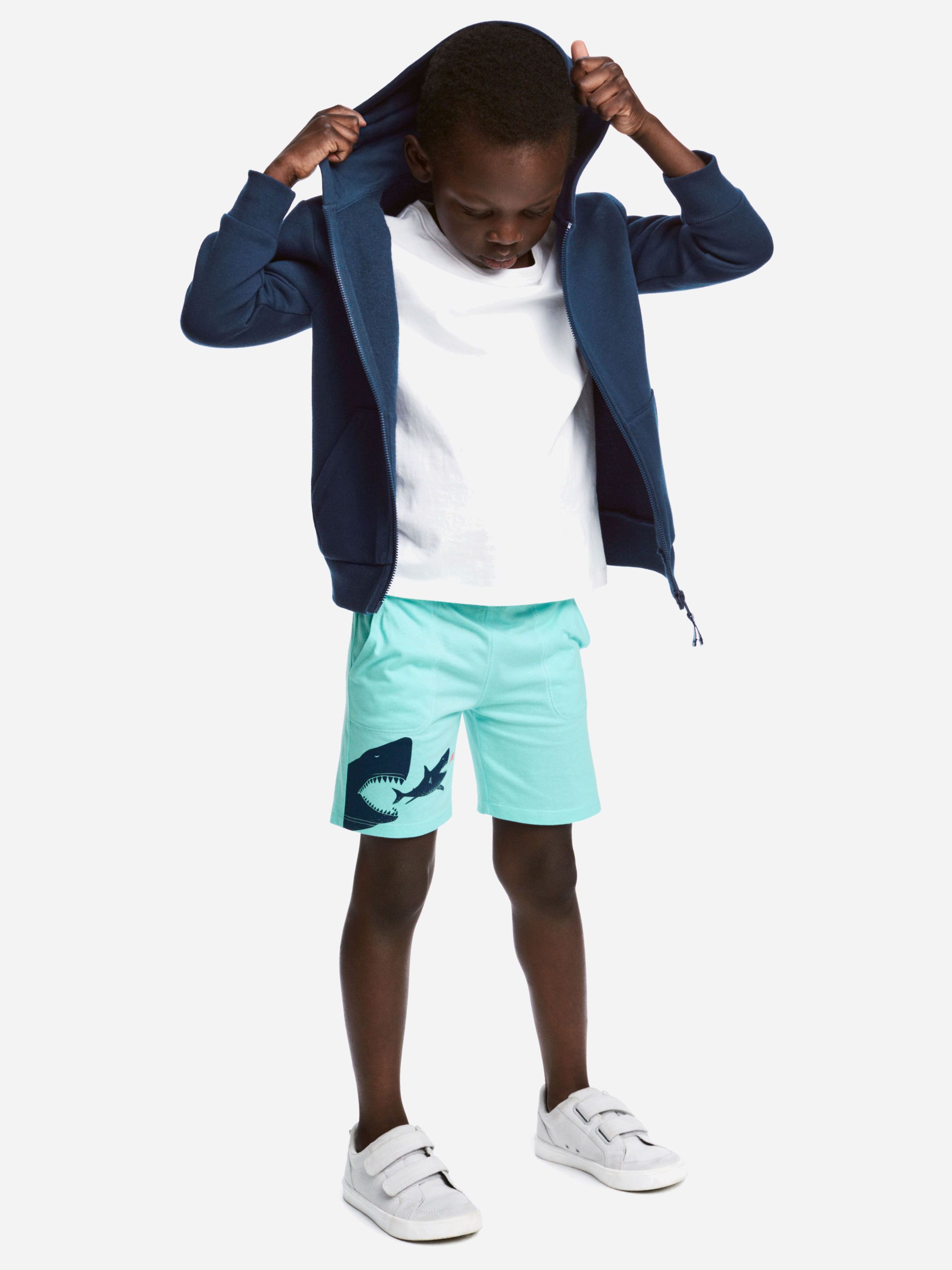 

Шорты H&M 4650495-ADEJ 110 см Мятные с принтом