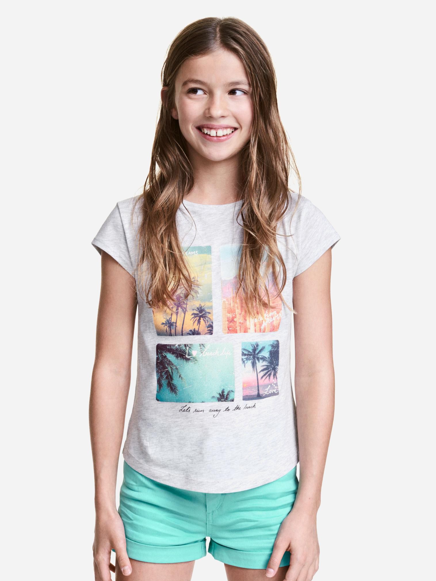 

Футболка H&M 4517555-AAQS 146-152 см Серая с принтом