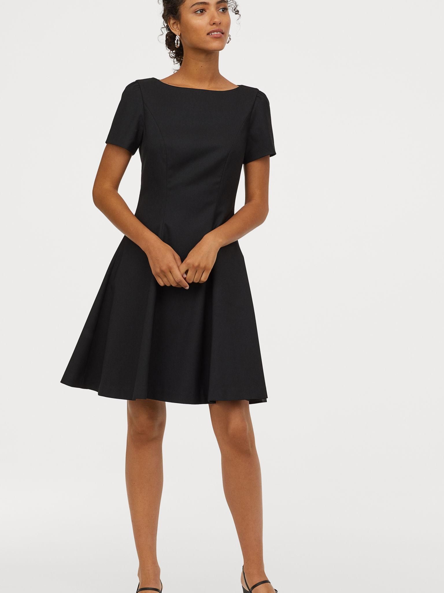 

Платье H&M 5775138-AAAD  Черное, Платье H&M 5775138-AAAD 38 Черное
