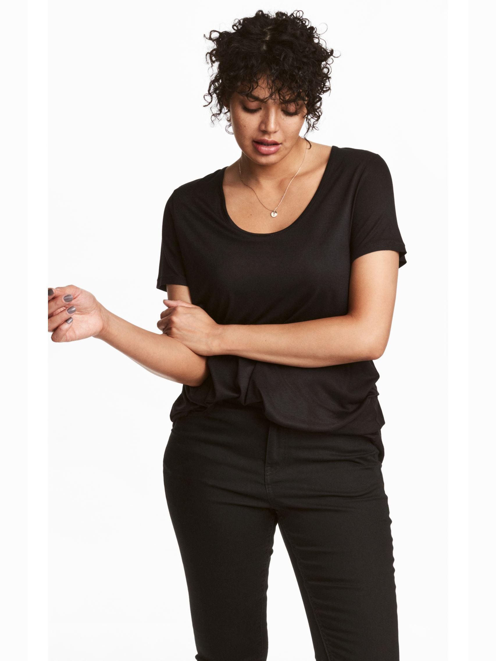 

Футболка H&M 2940081-AAAD 2XL Черная