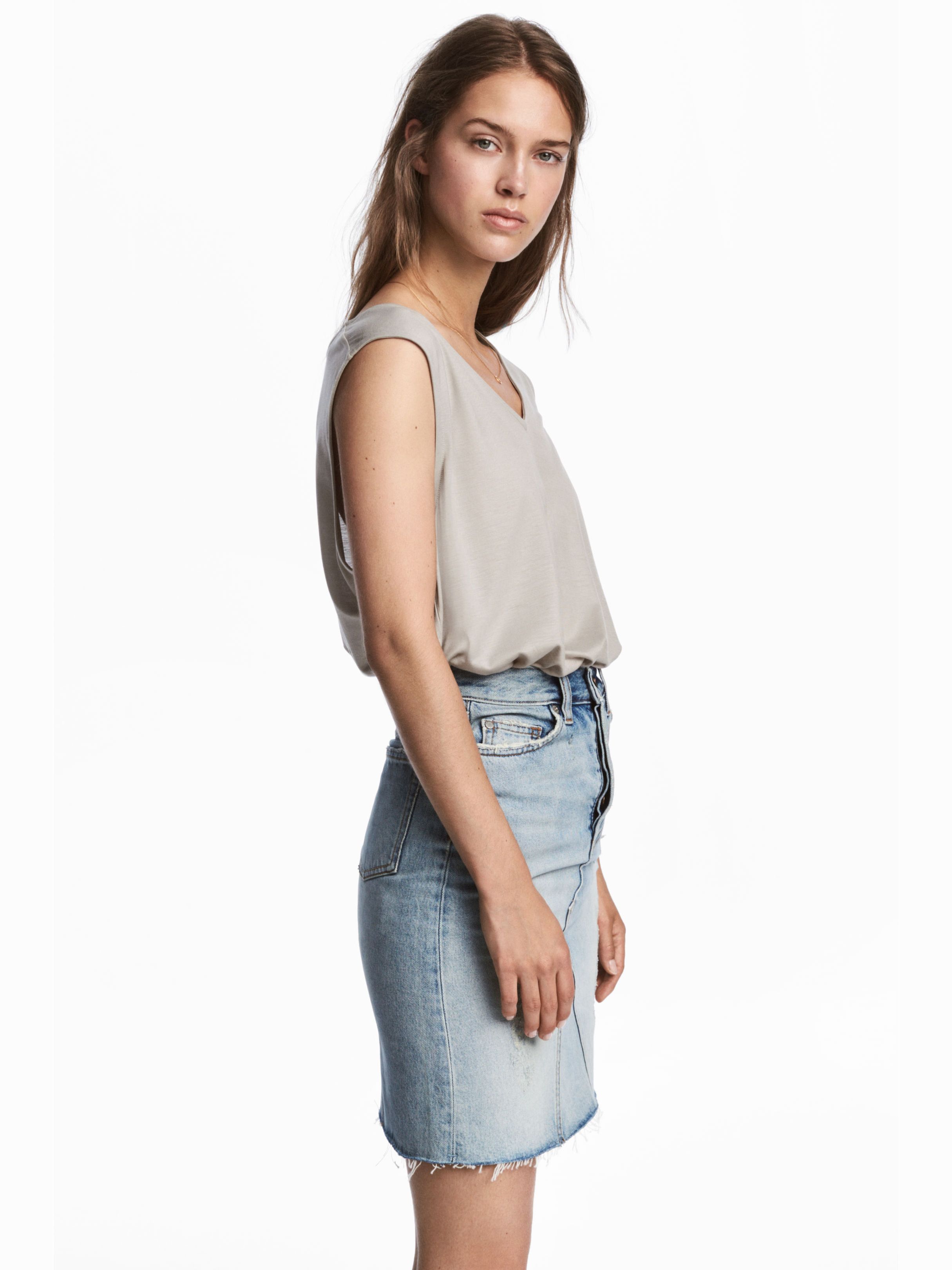 

Майка H&M 4940516-ABKU M Серая