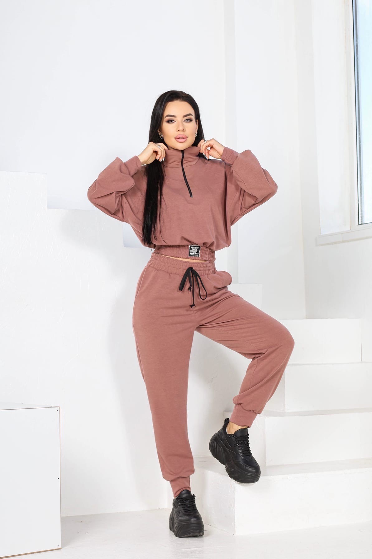 

Спортивный костюм ЕВА 7789363 42-44 кофейный