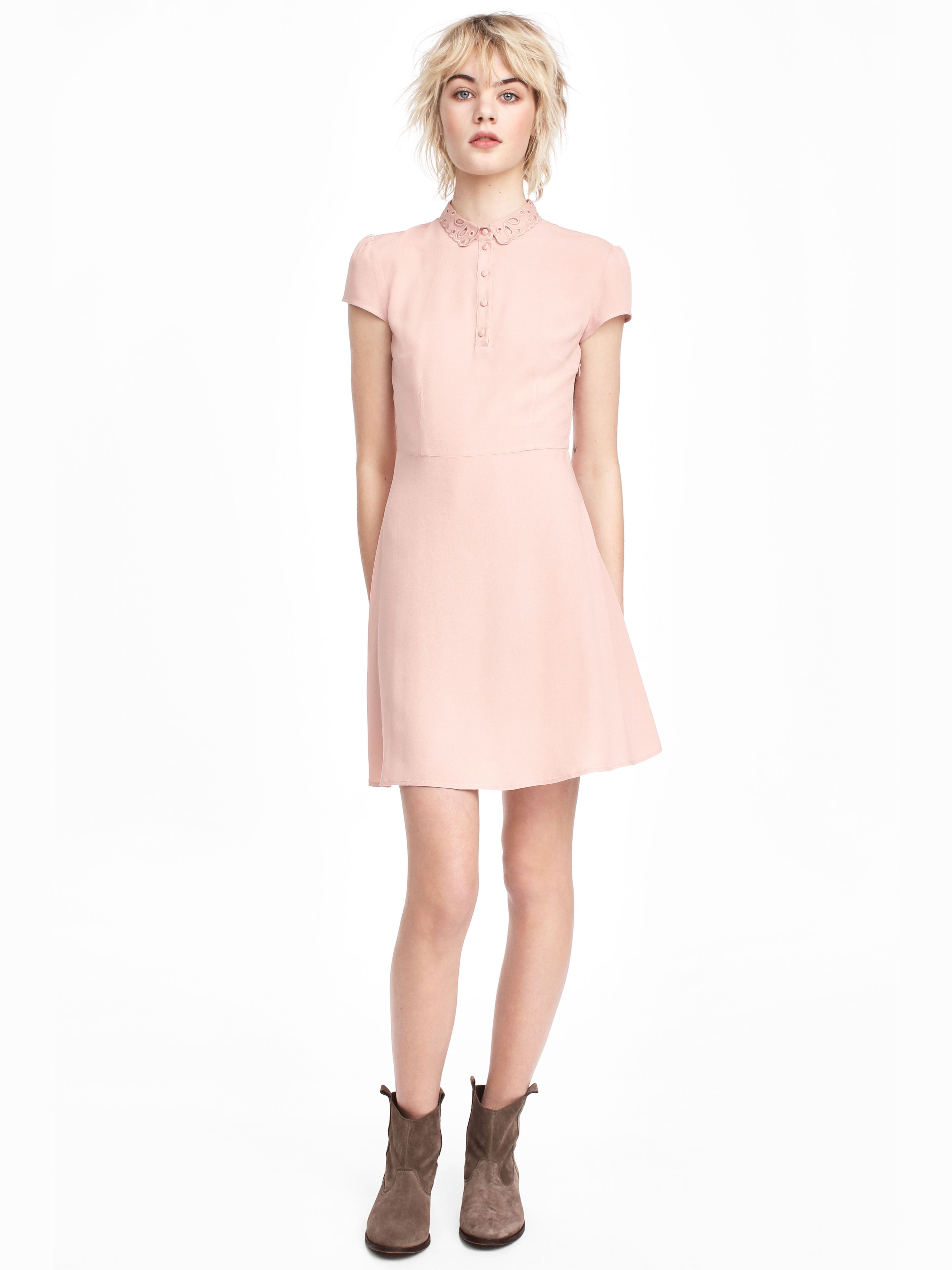 

Платье H&M 4714225-ACWV 38 Светло-розовое