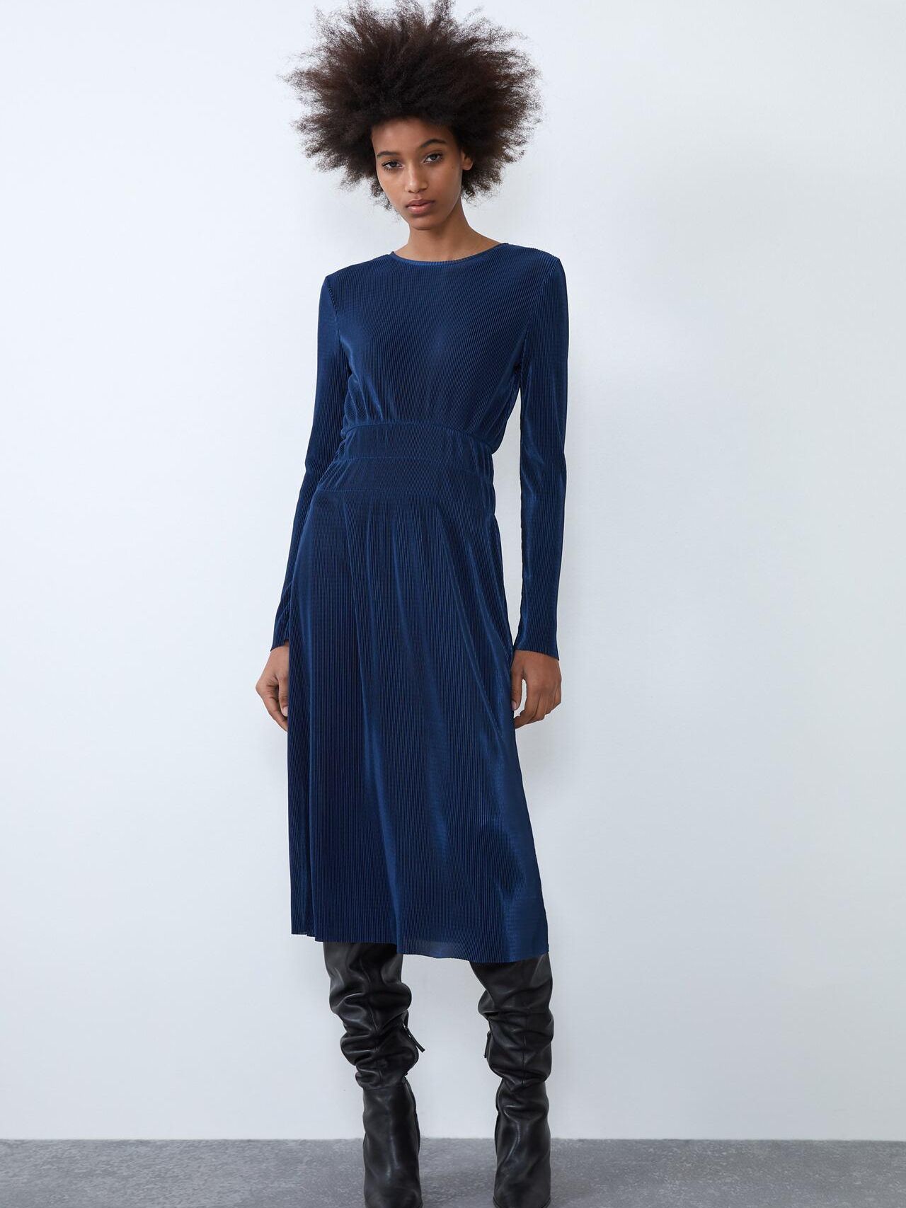 

Платье Zara 0219/911/400-ACXD M Синее