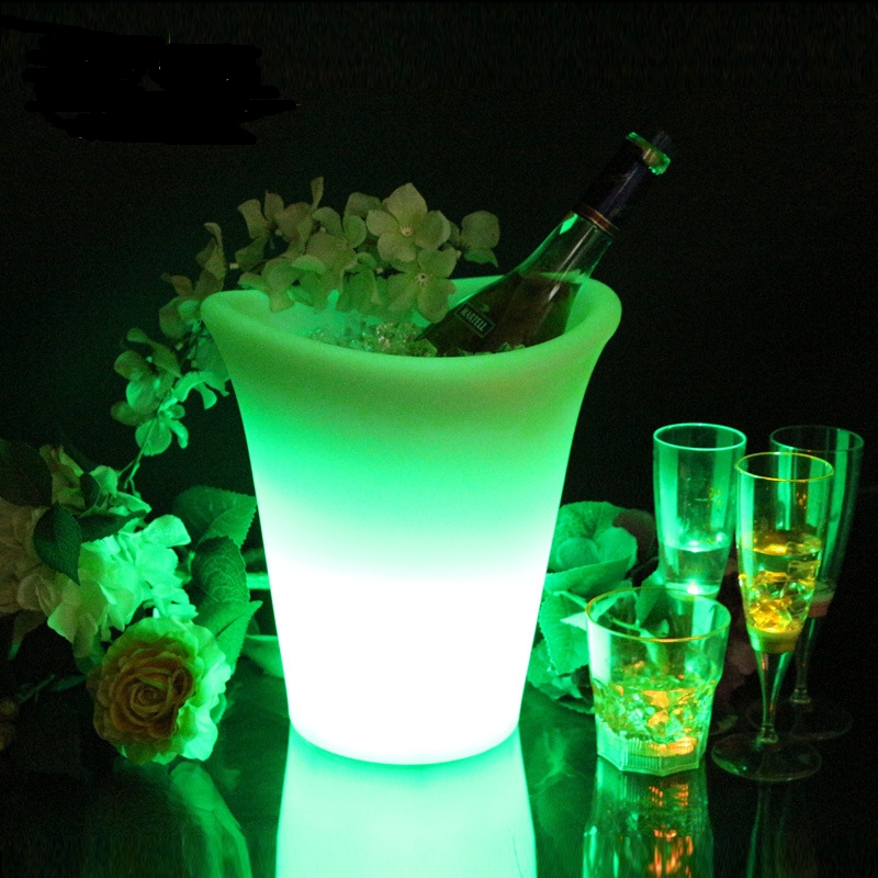 

Емкость для льда с подсветкой и пультом Ledart Ice Bucket1