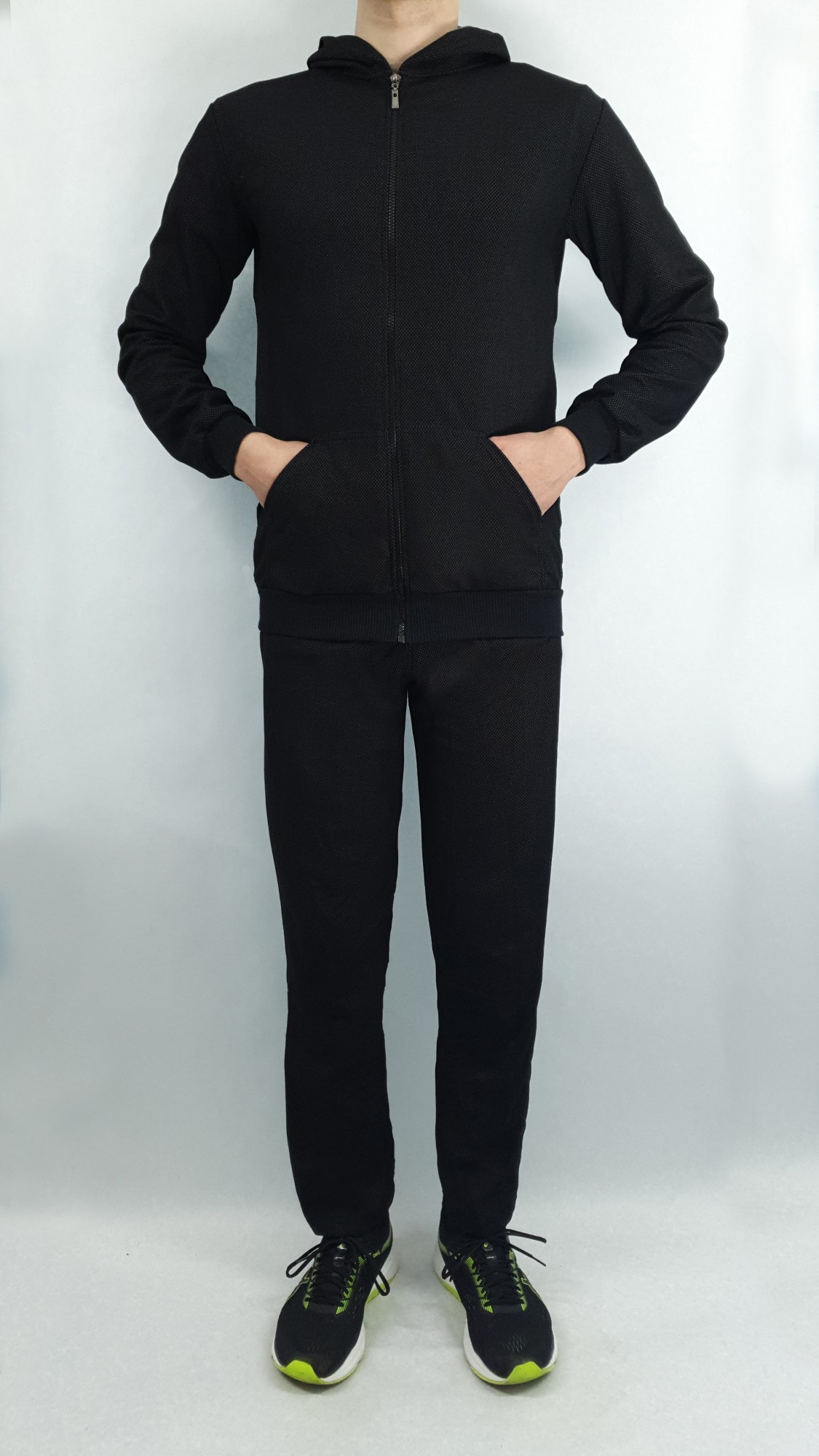 

Cпортивный костюм zomak xJk-classic 3XL Черный ксд4