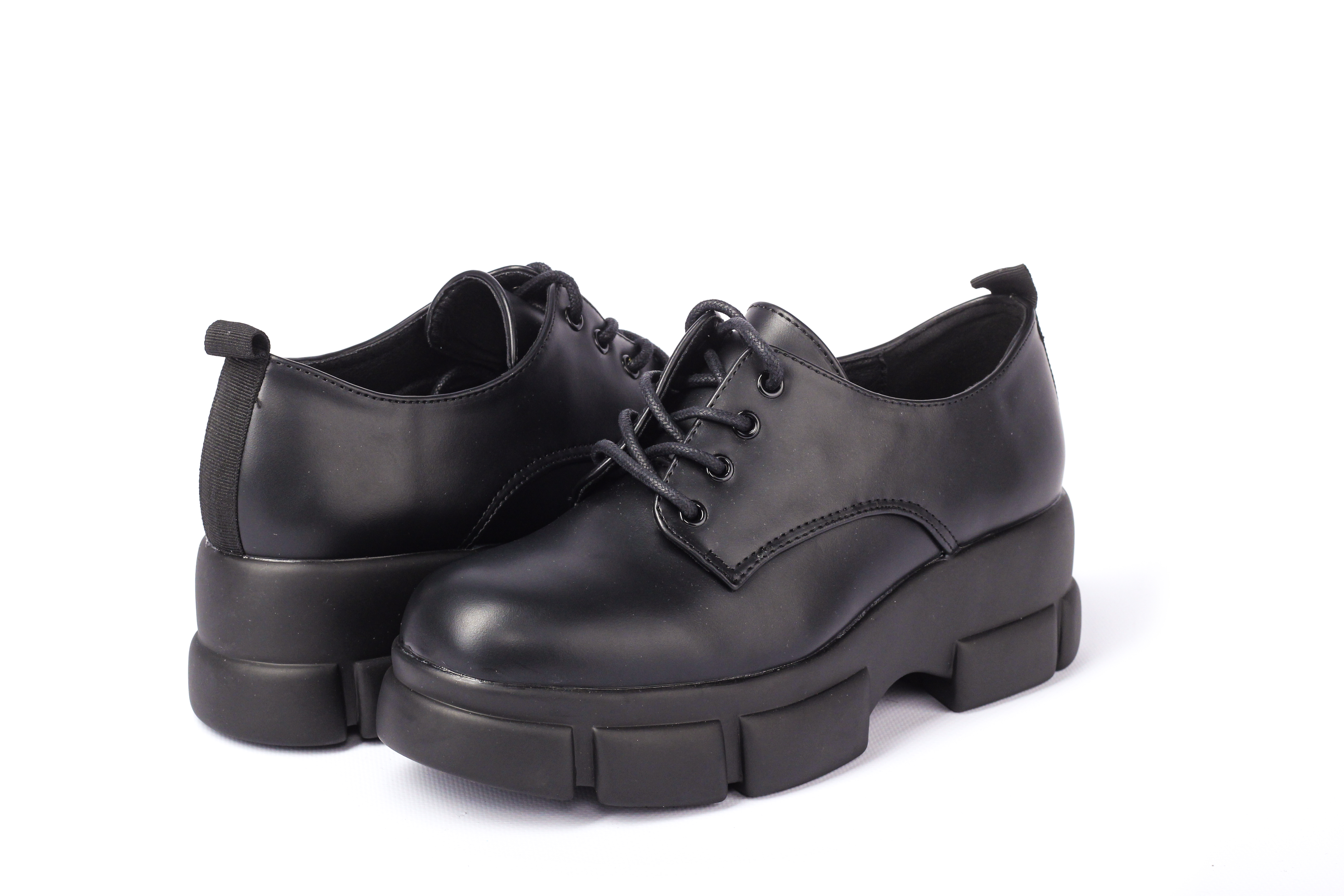 

Дерби STILLI RT38-1BLACK черный 40 2000903961963