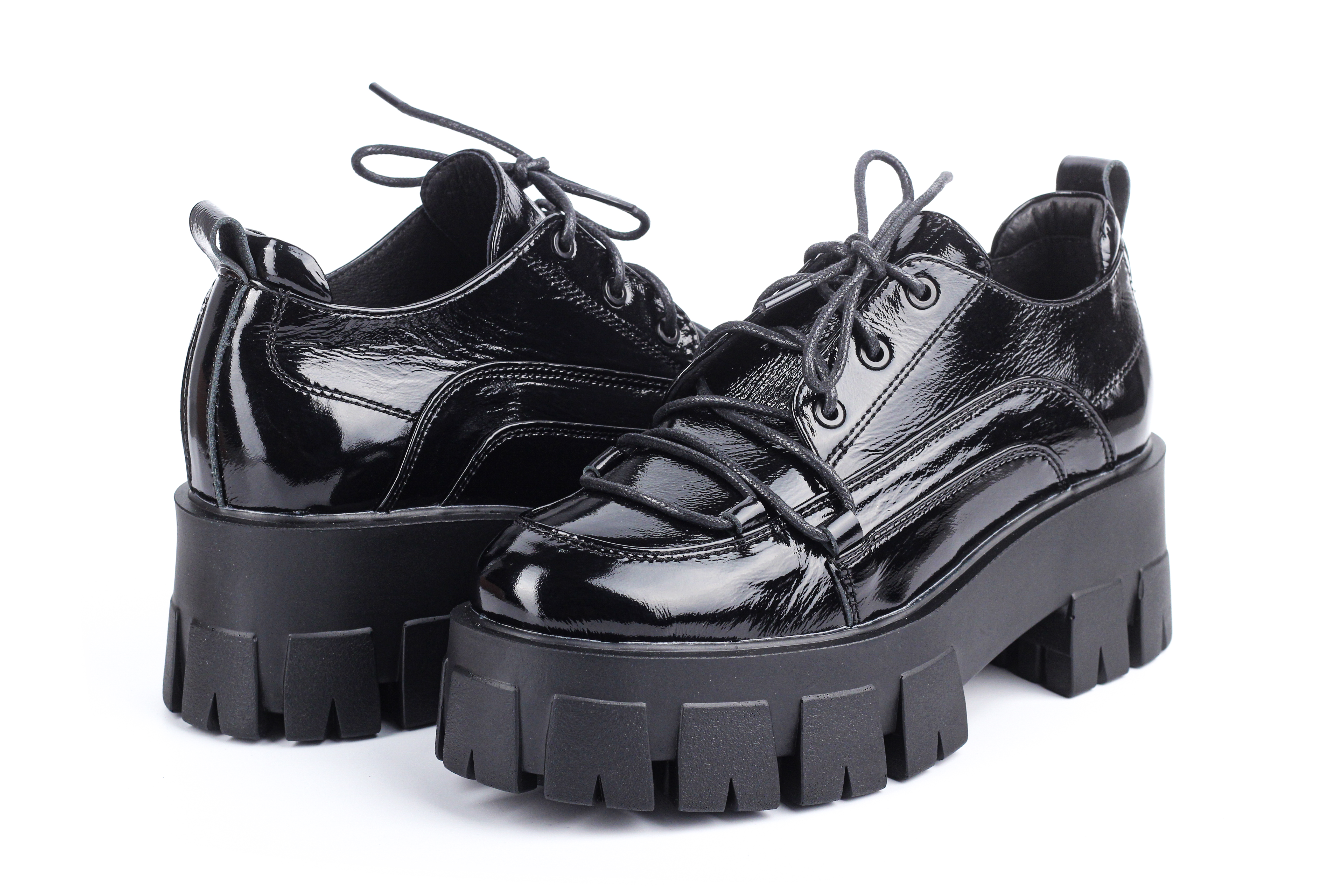 

Туфли MILLI GOLD 496-90200BLACK-NAPLAK черный 36 2000903967798