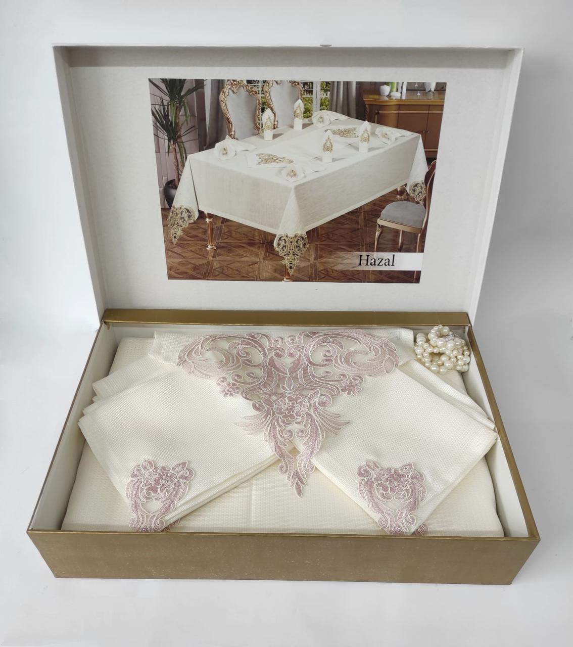

Скатерть Set Maison Royale 160x220+8 psc Hazal Powder