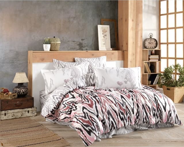 

Комплект постельного белья HOBBY Poplin Barbara т.рожевий 200*220/2*50*70