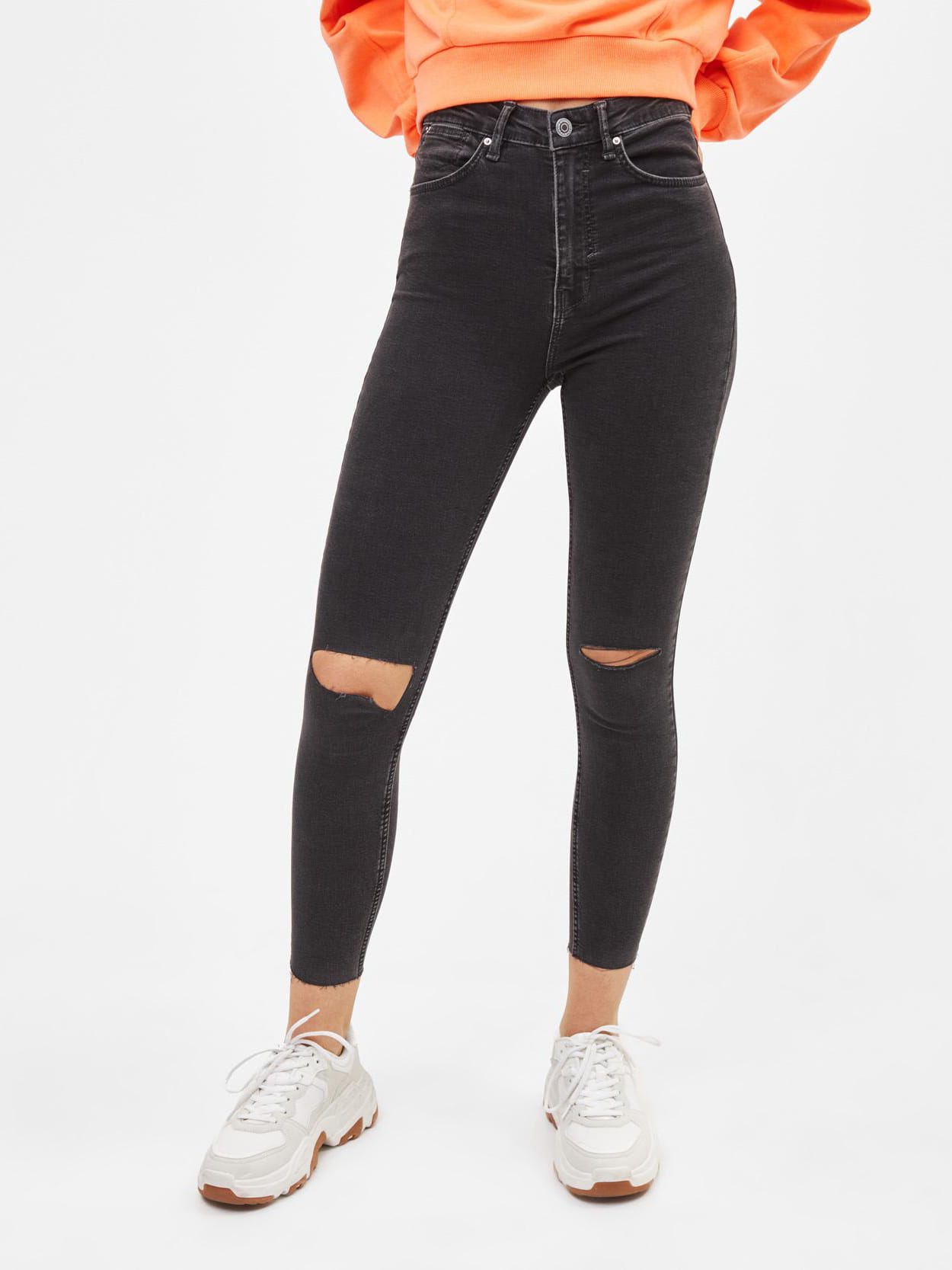 

Джинсы Bershka 0168/388/810-AAAD 36 Черные