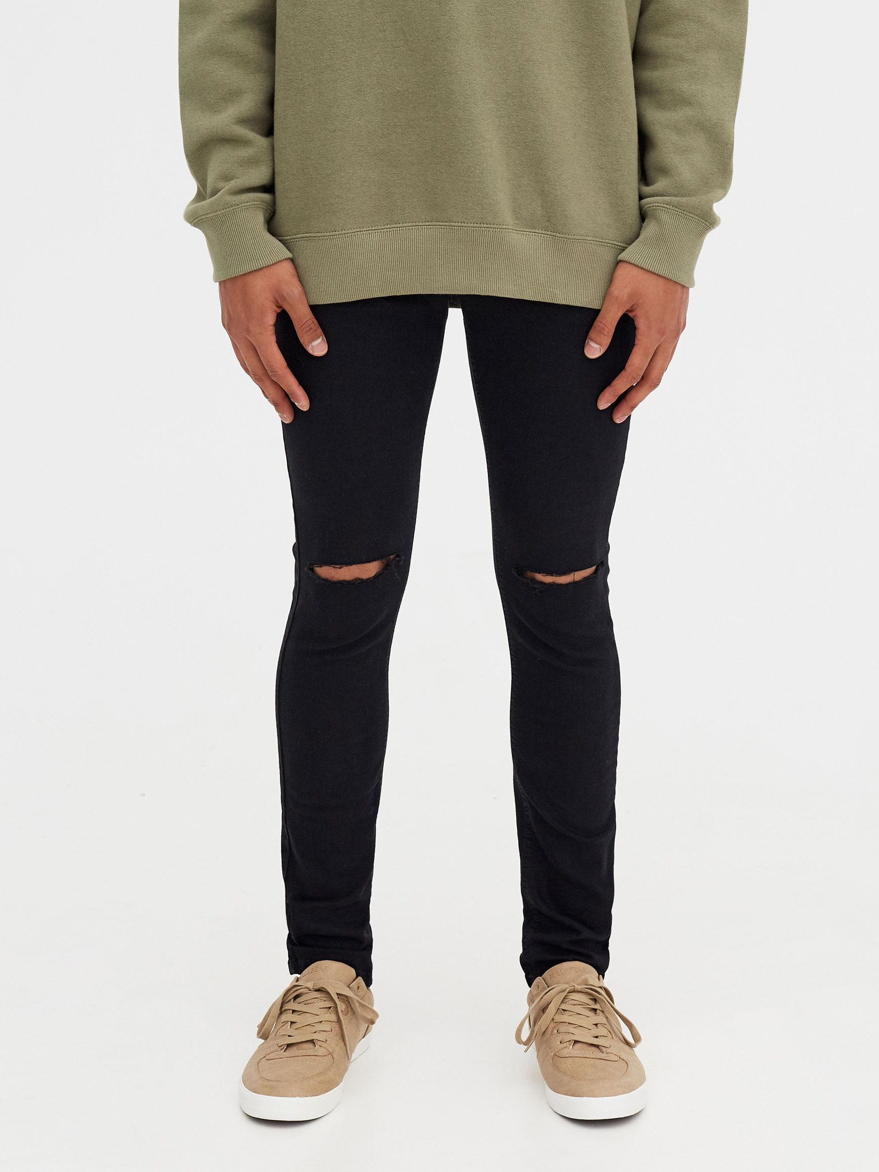 

Джинсы Pull & Bear 5687/512/800-AAAD 46 Черные