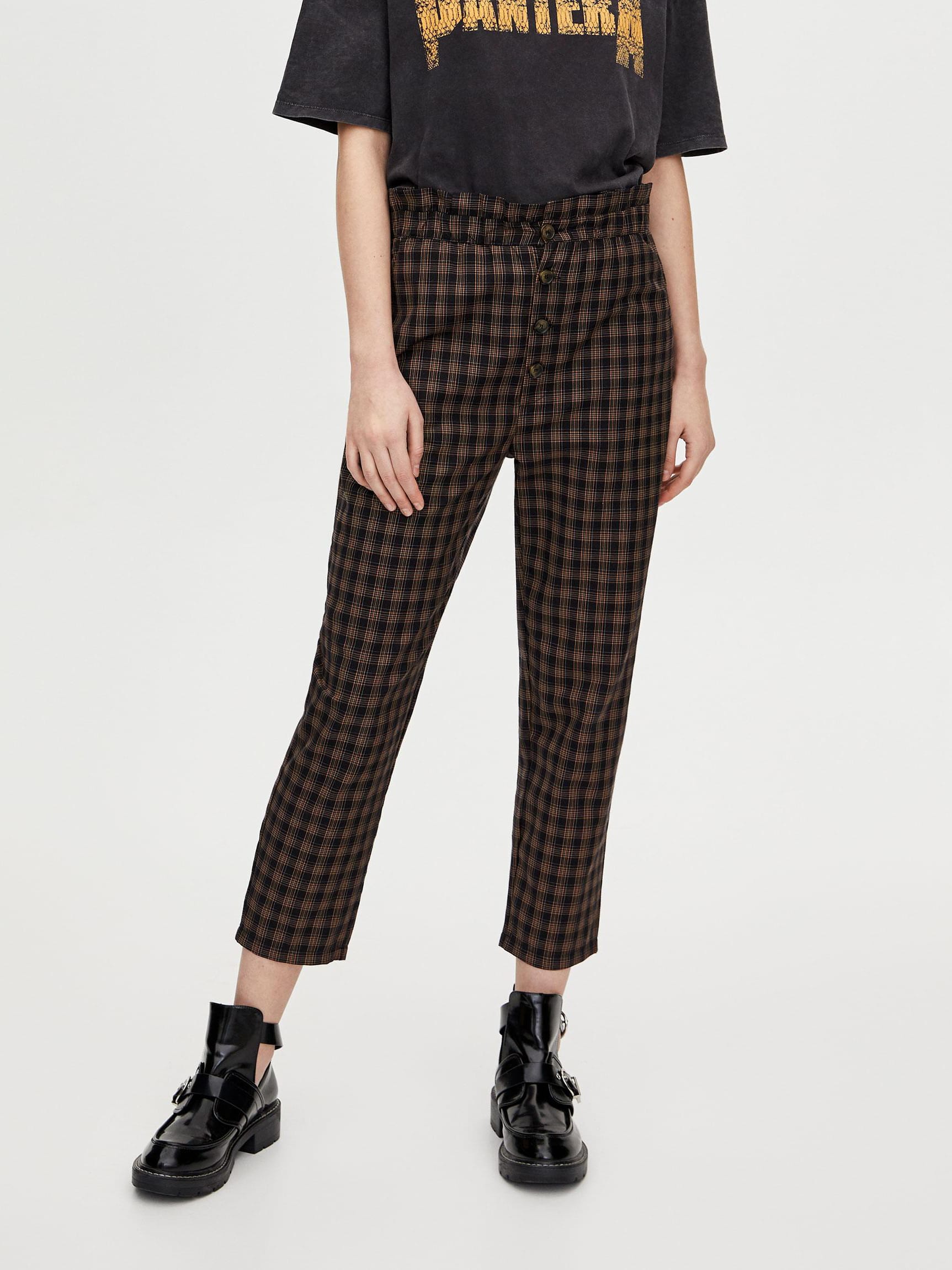 

Брюки Pull & Bear 9680/391/800-ADMY S Черные