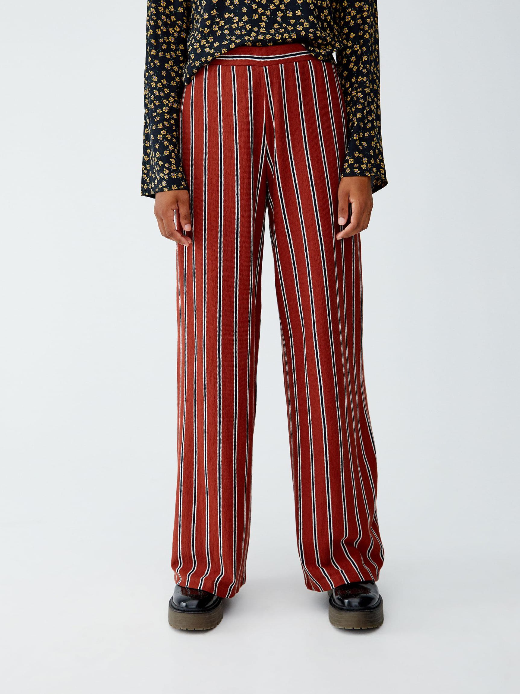 

Брюки Pull & Bear 9680/382/701-AAJB M Коричневые
