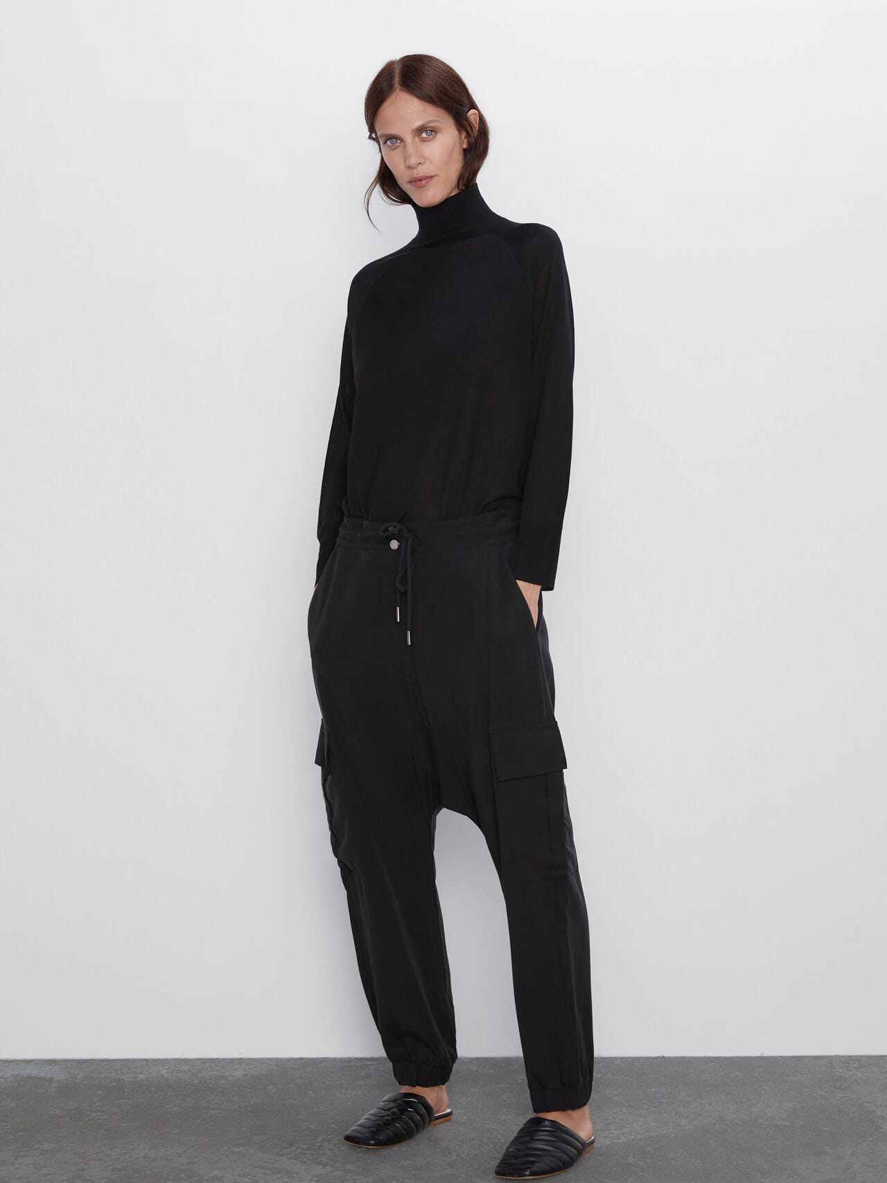 

Брюки Zara 1971/159/800-AAAD XS Черные