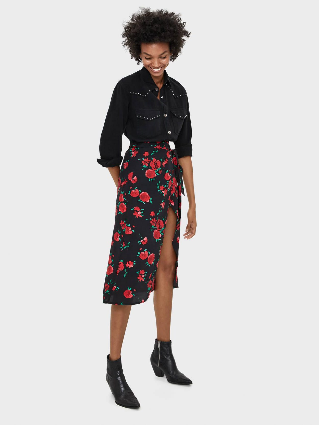 

Юбка Bershka 5698/168/800-ADMZ XS Черная