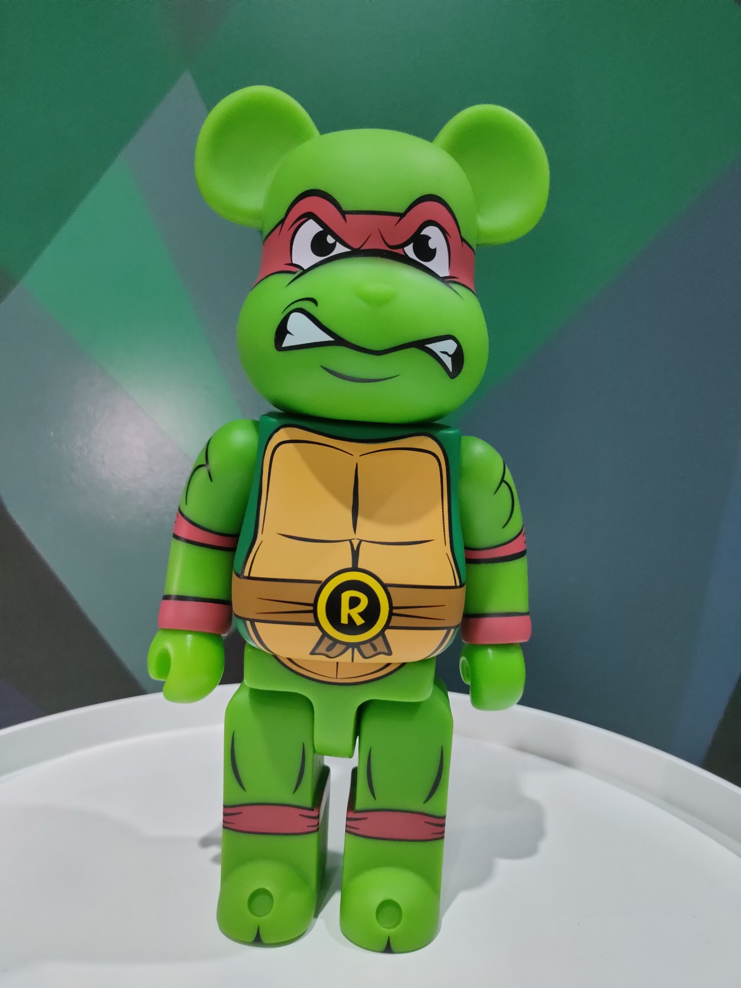 

Дизайнерская игровая фигура Беабрик Bearbrick Raphael 400% 28 см (113)