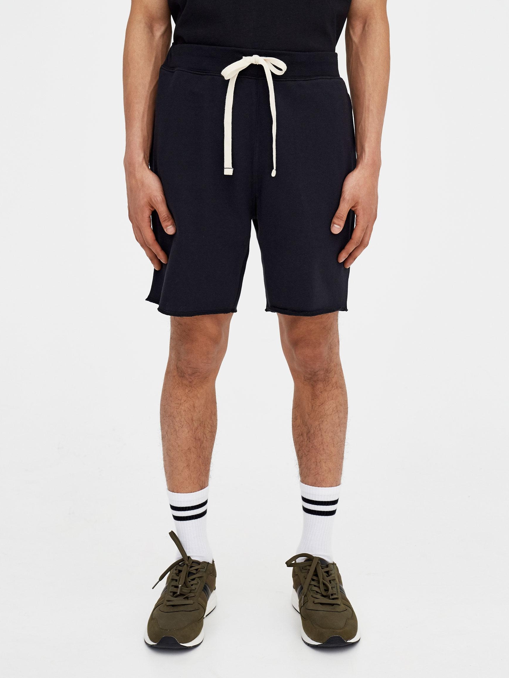 

Шорты Pull & Bear 5696/506/800-AAAD XL Черные