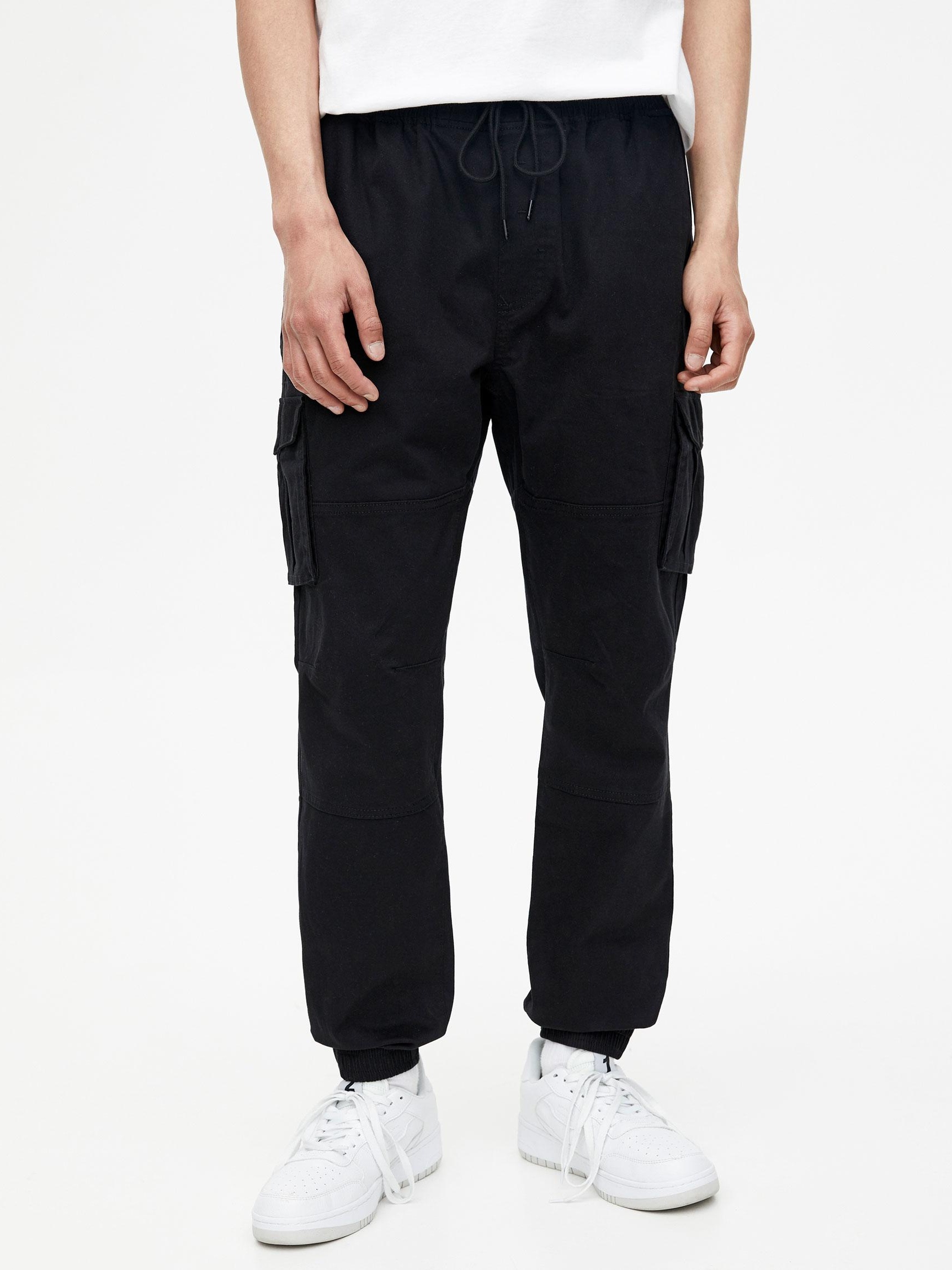 

Брюки Pull & Bear 5679/716/800-AAAD L Черные